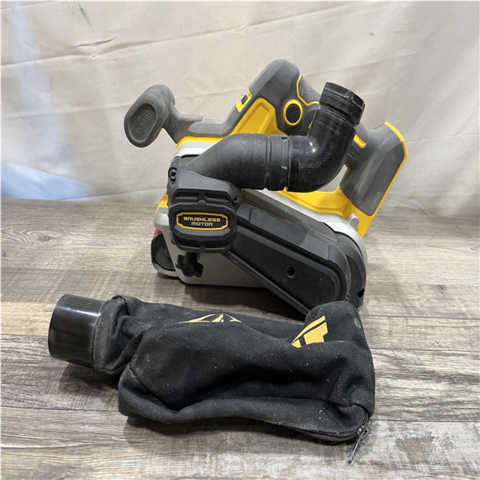 AS-IS DEWALT 20V MAX* XR Brushless Cordless Belt Sander (Tool-Only)