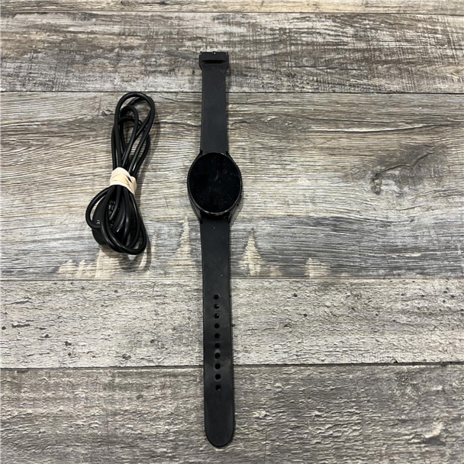 AS-IS Samsung Galaxy Watch4 R870 44mm Black (GPS)