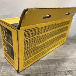 NEW - DEWALT 20V MAX Lithium-Ion Battery Kit with 5.0Ah and 2.0Ah Battery and Charger