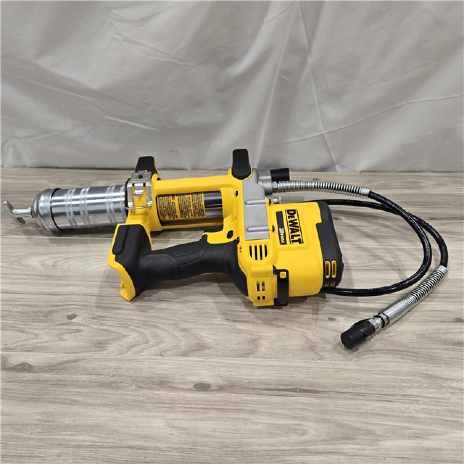AS-IS DEWALT DCGG571B 20V MAX Cordless Grease Gun (Bare Tool)