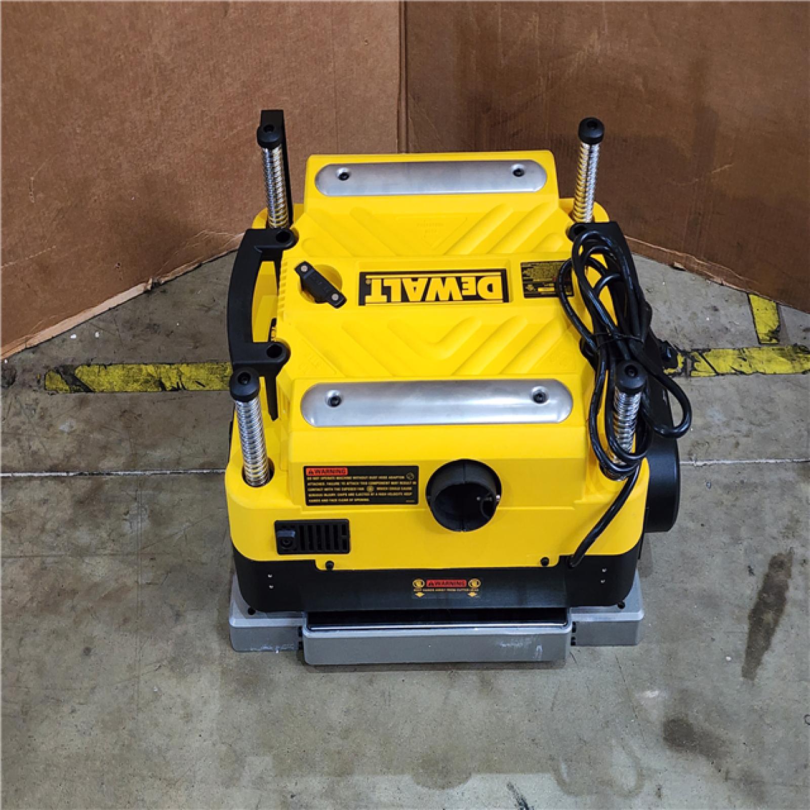 HOUSTON LOCATION - AS-IS DEWALT 13 2 Speed 3-Knife Thickness Planer