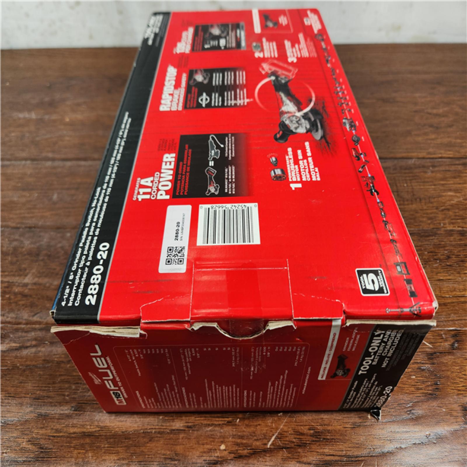 NEW! Milwaukee 2880-20 M18 FUEL 18-Volt Lithium-Ion Brushless Cordless 4-1/2 in./5 in. Grinder W/Paddle Switch (Tool-Only)