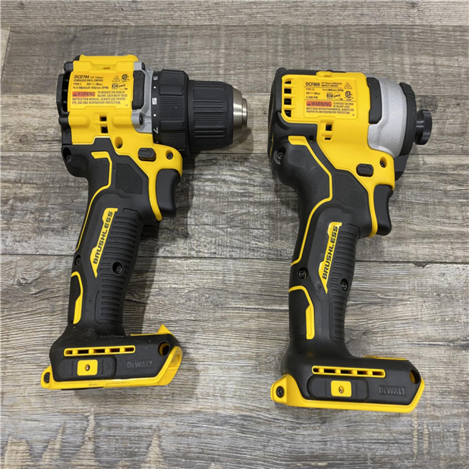 AS-IS DEWALT ATOMIC 20-Volt MAX Lithium-Ion Cordless Combo Kit