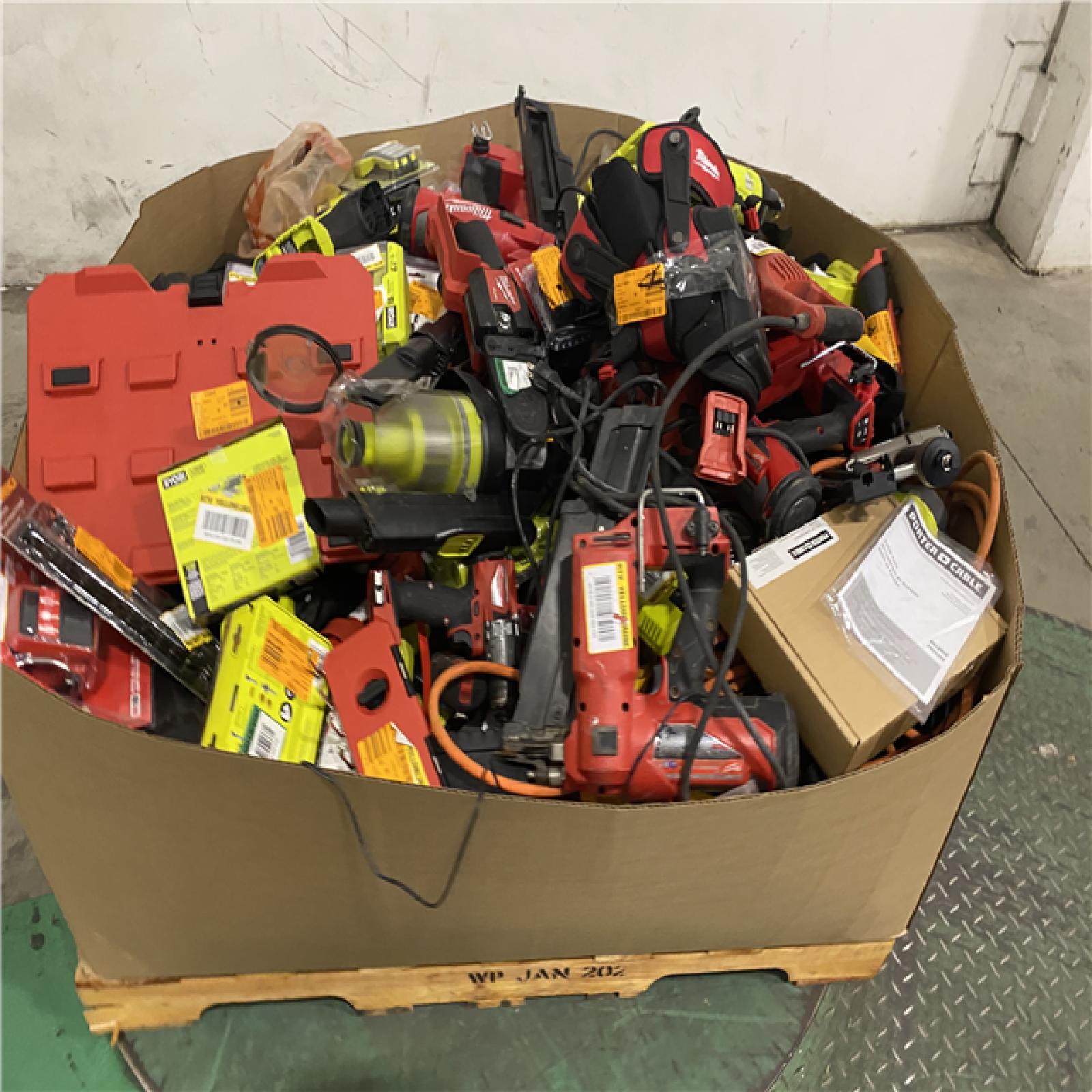 Dallas Location - As-Is Tool Pallet