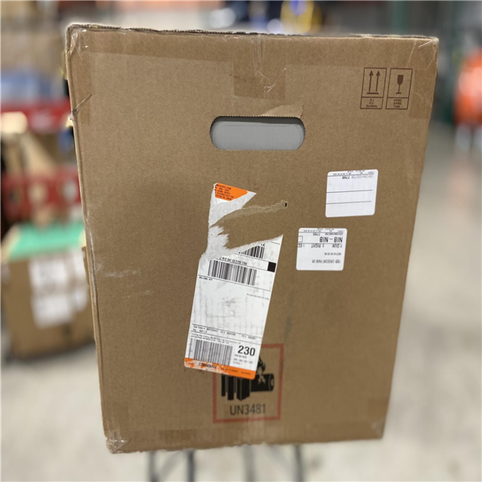 NEW! - Roborock Qrevo Pro 13. 4in Robotic Vacuum  with Lidar Smart Navigation  FlexiArm Edge Mopping