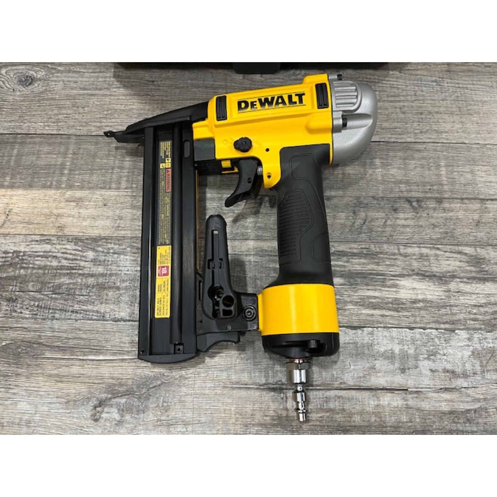 AS-IS DEWALT 12V MAX Lithium-Ion 100 ft. Green Self-Leveling 3-Beam 360 Degree Laser Level Kit