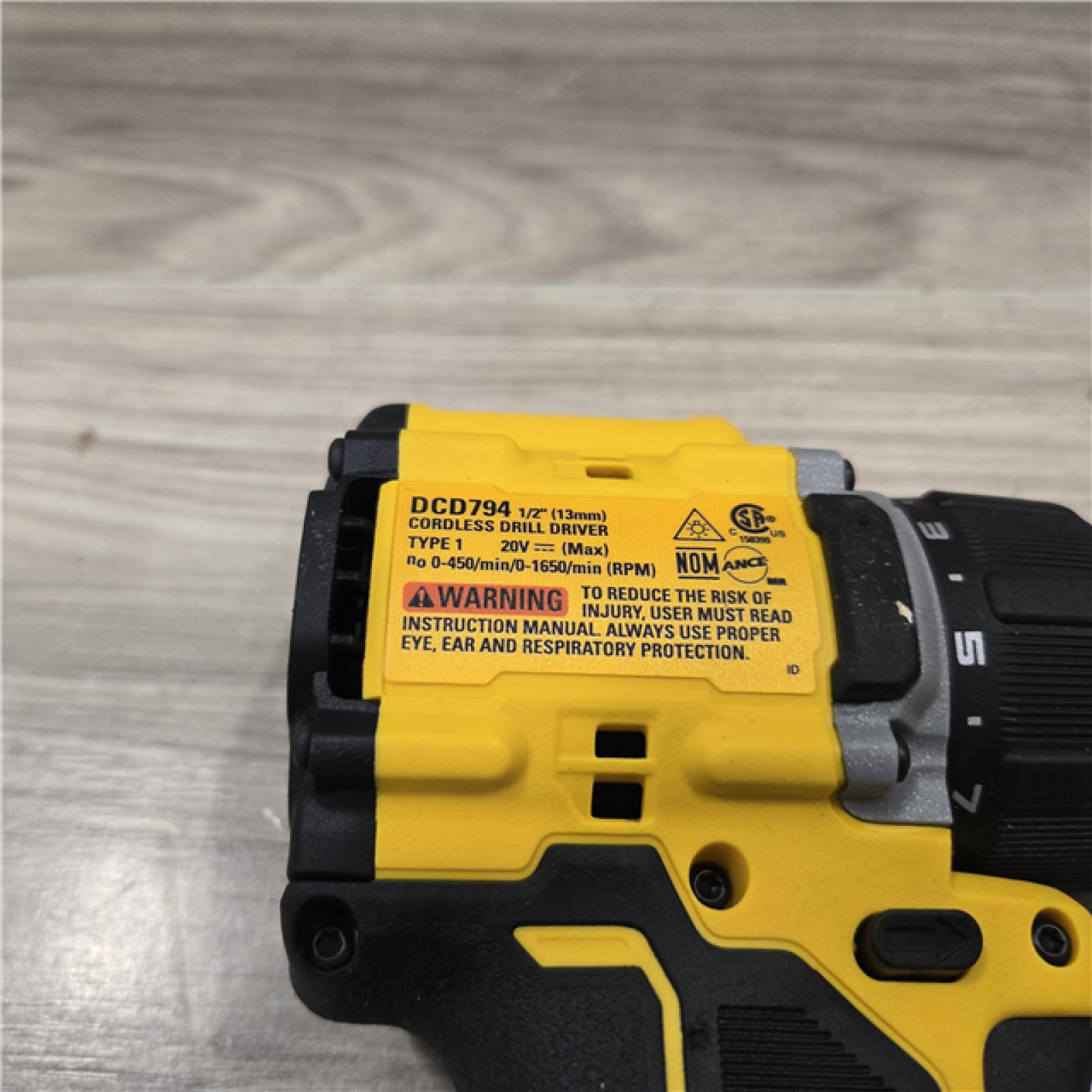 AS-IS DeWalt 20V MAX ATOMIC 1/2 in. Cordless Drill/Driver (Tool-Only)