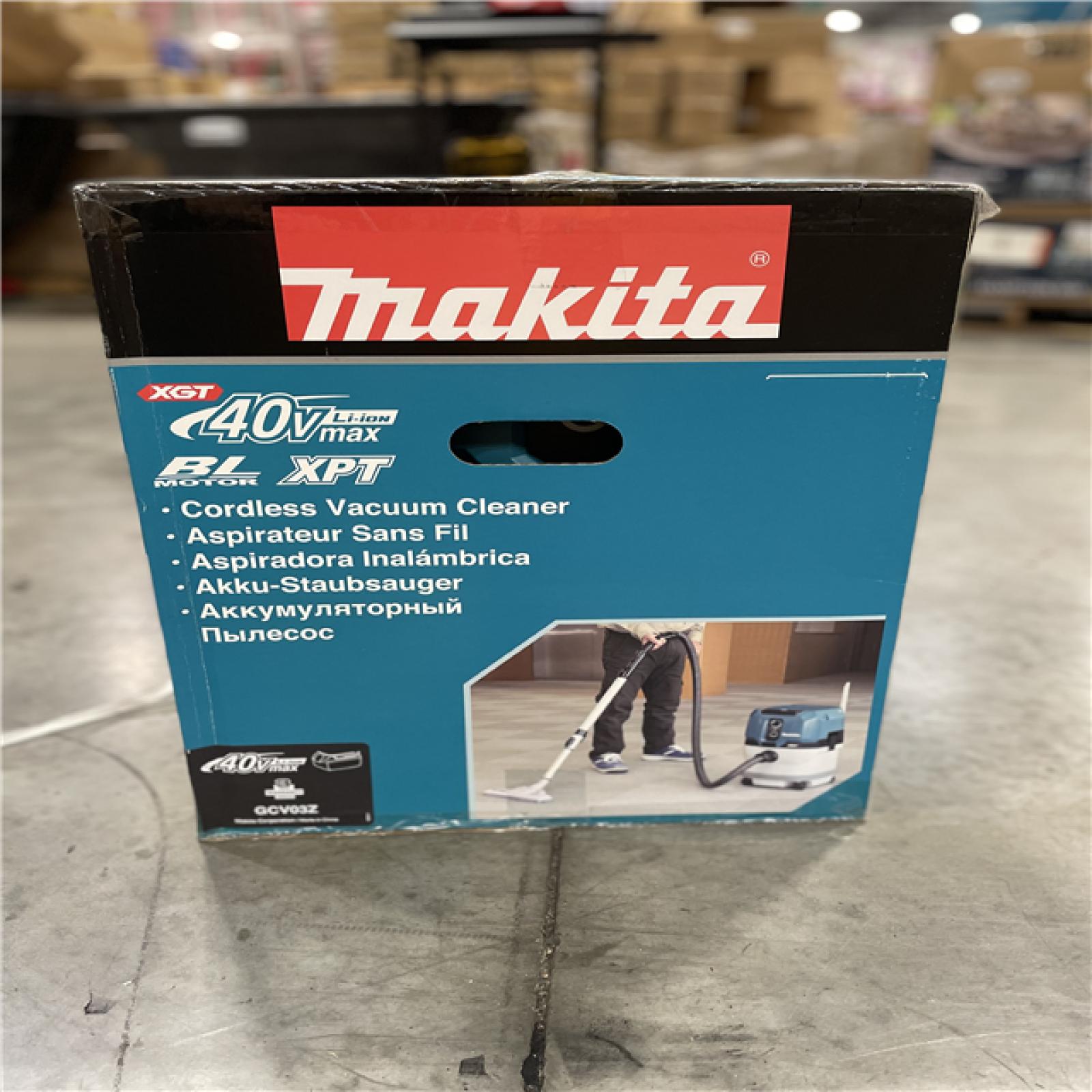 NEW! - MAKITA 40V max XGT Brushless Cordless 4 Gal. Wet/Dry Dust Extractor/Vacuum (Tool Only)