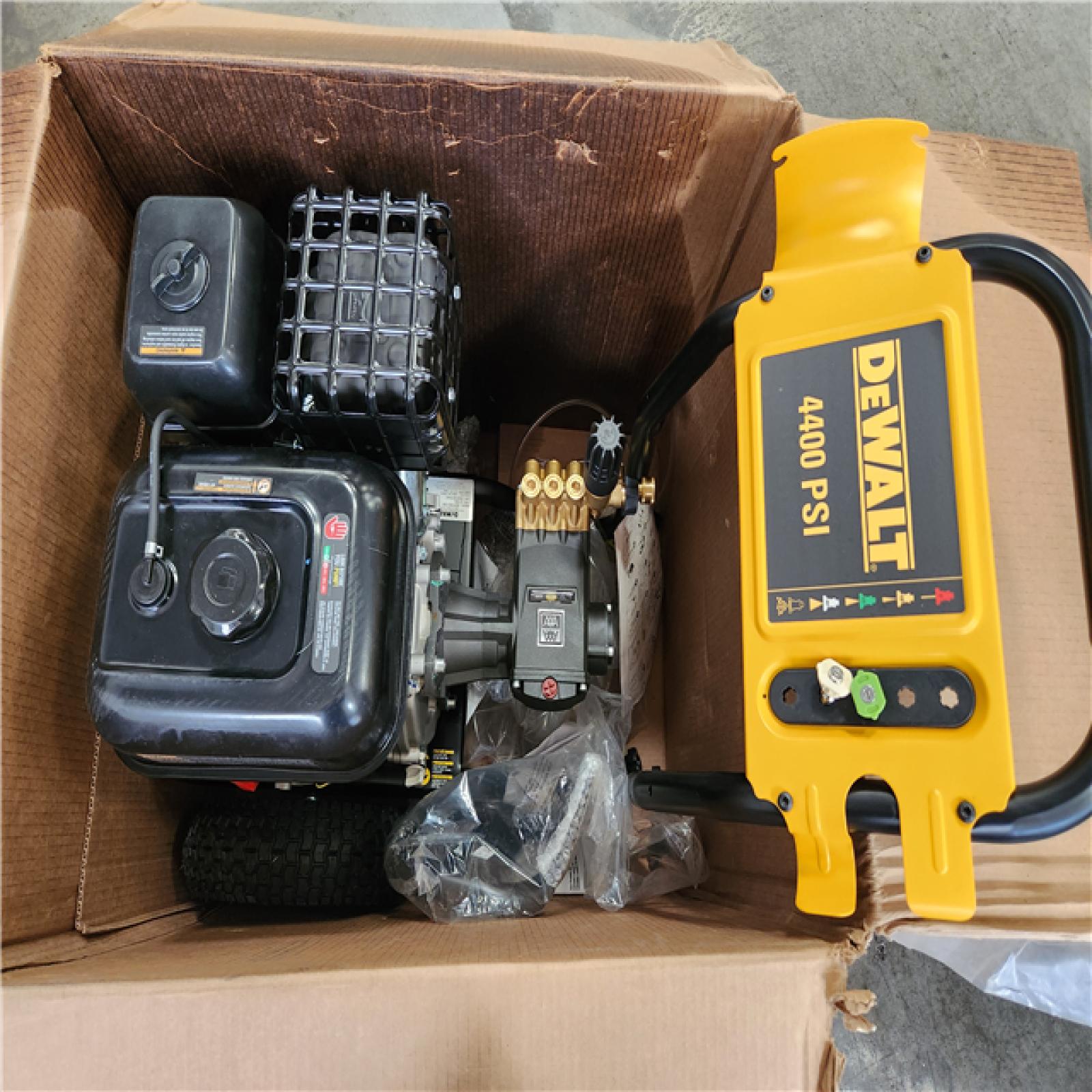 Phoenix AS-IS DEWALT 4400 PSI 4.0 GPM Cold Water Gas Pressure Washer
