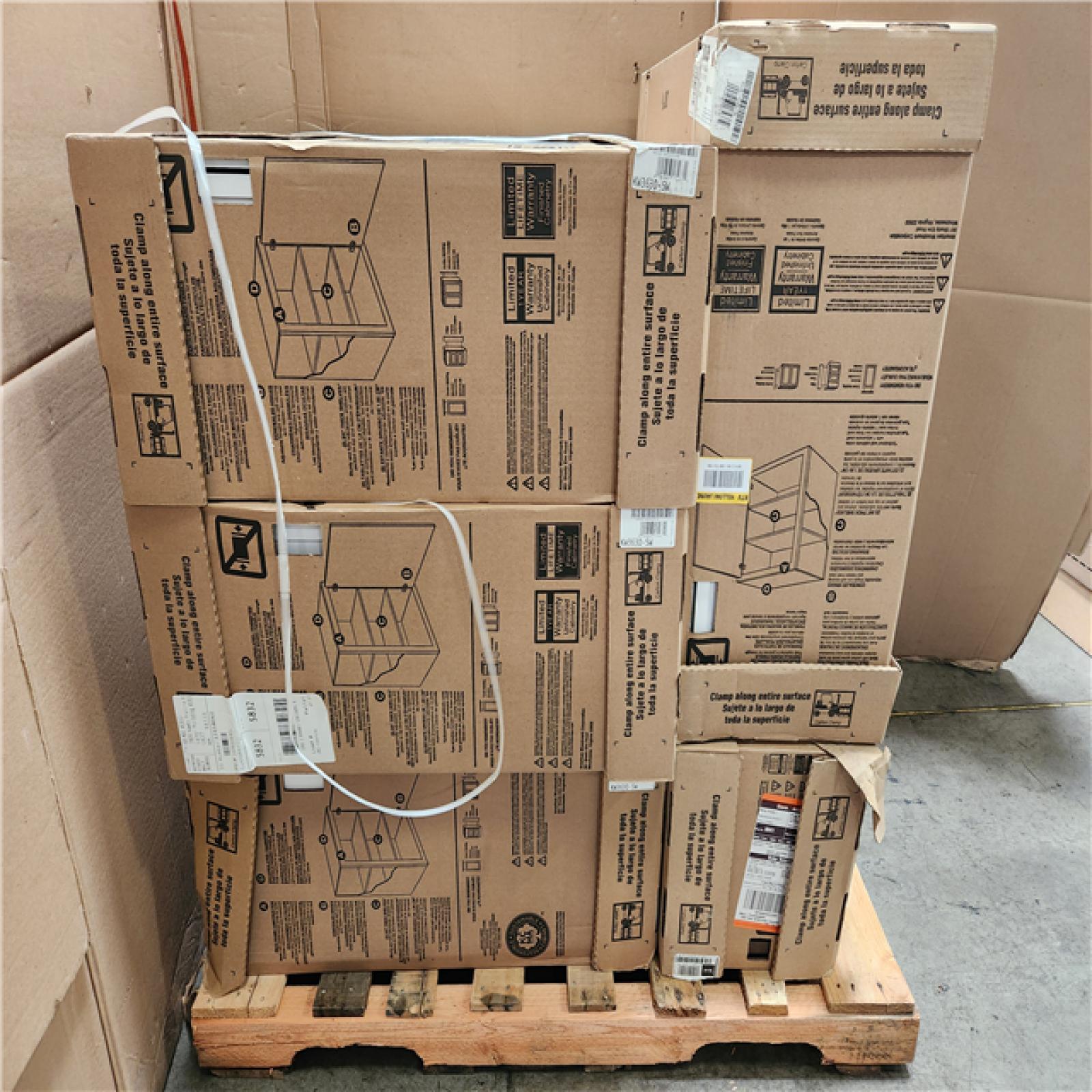Phoenix Location NEW Hampton Bay Cabinet Pallet (5-Count)
