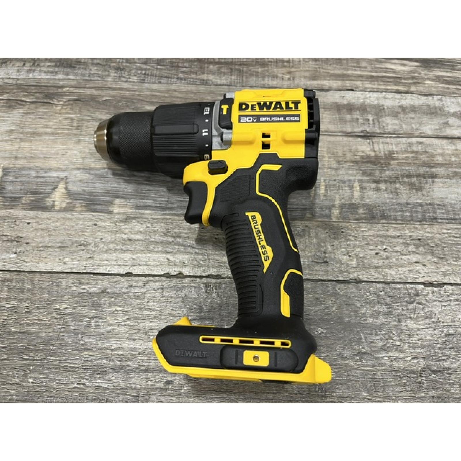 AS-IS DEWALT ATOMIC 20V Lithium-Ion Cordless 1/2 in. Hammer Drill Kit