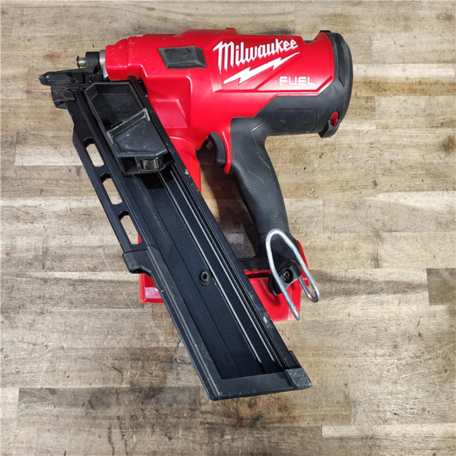 HOUSTON LOCATION - AS-IS Milwaukee M18 FUEL 30 Degree Framing Nailer (TOOL ONLY)