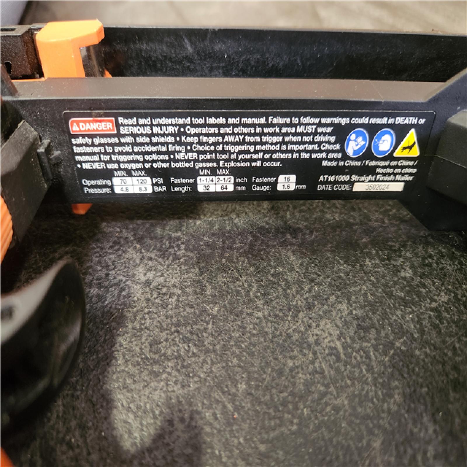 Phoenix NEW RIDGID Pneumatic 16-Gauge 2-1/2 in. Straight Finish Nailer with CLEAN DRIVE Technology