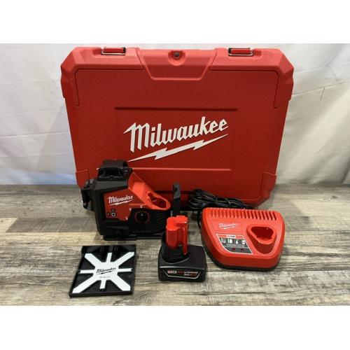 AS-IS Milwaukee 12-Volt Lithium-Ion Cordless Green 250 ft. 3-Plane Laser Level Kit