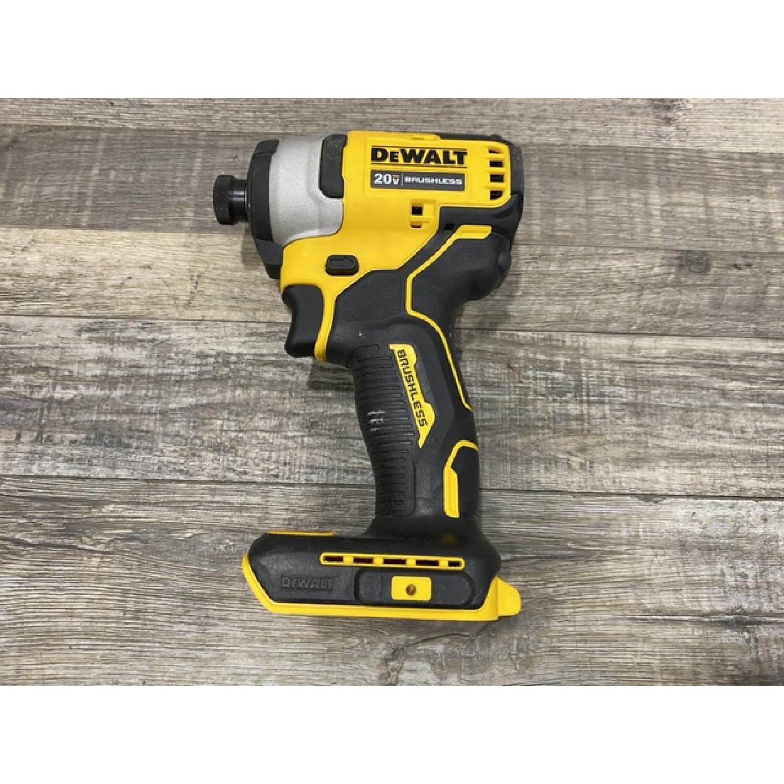 AS-IS DEWALT Atomic 20V Max Lithium-Ion Brushless Cordless Compact 1/4 in. Impact Driver Kit