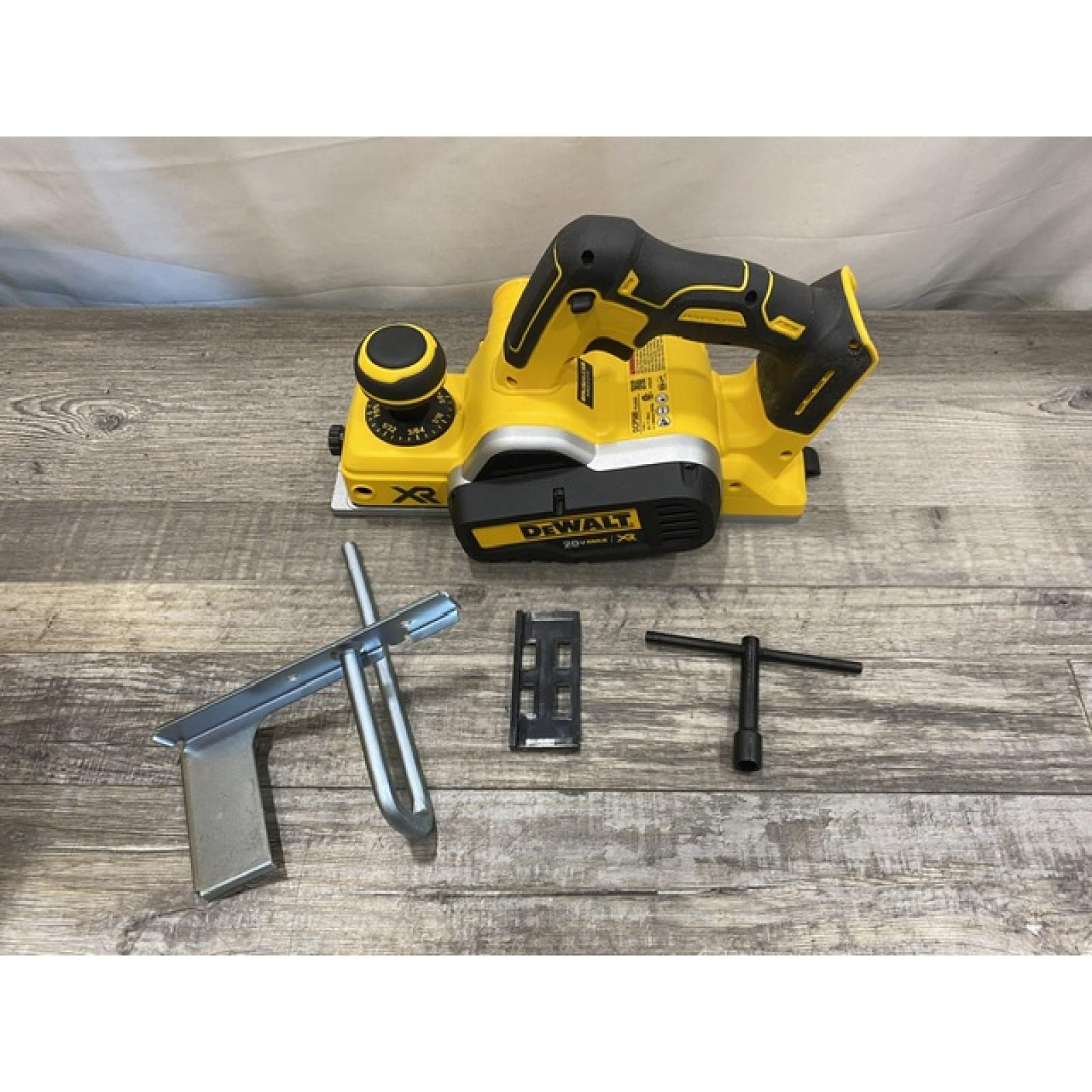 AS-IS DEWALT 20V MAX XR Cordless Brushless 3-1/4 in. Planer (Tool Only)