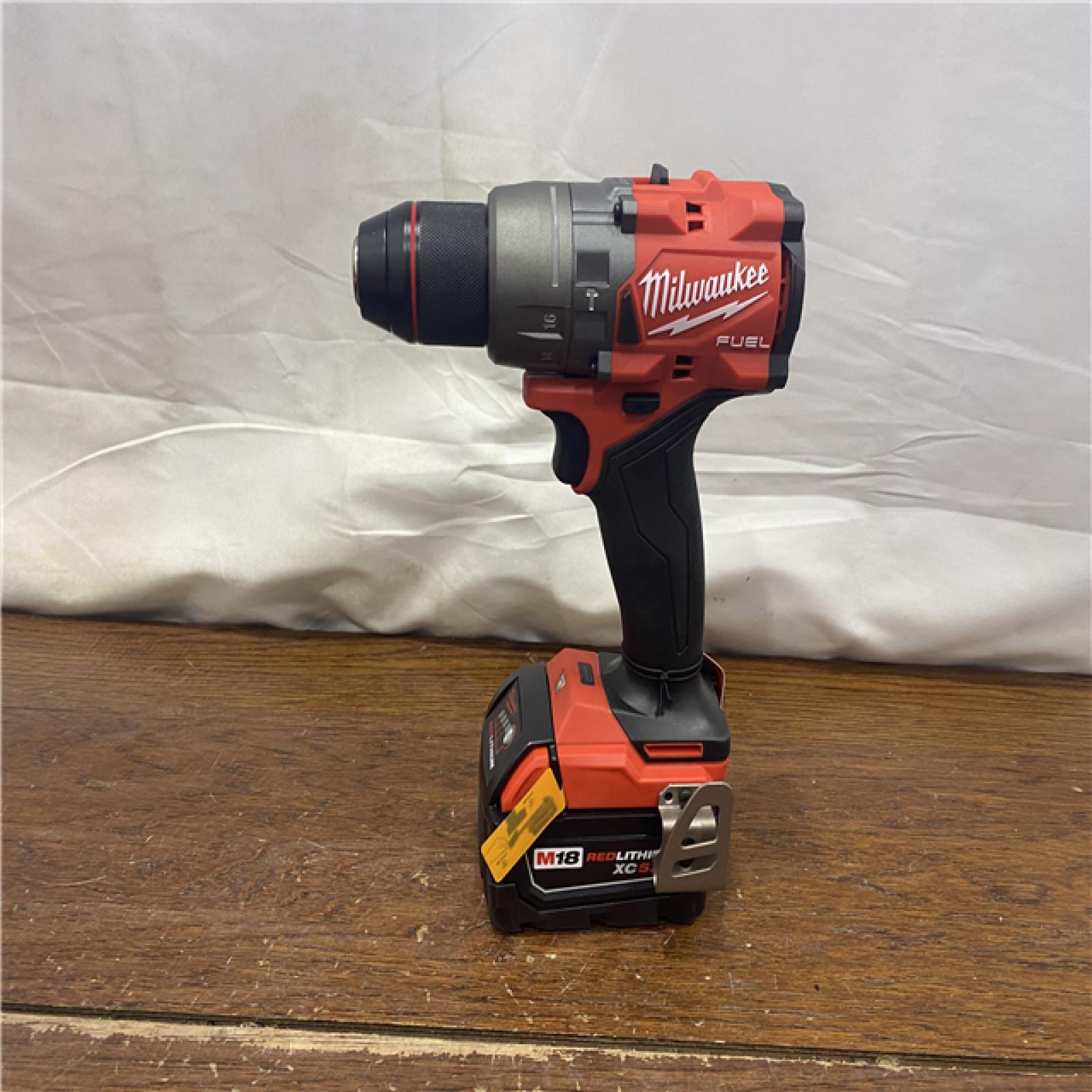 AS-IS Milwaukee 2904-22 Hammer Drill Driver Kit with Batteries  Charger & Tool Case  Red