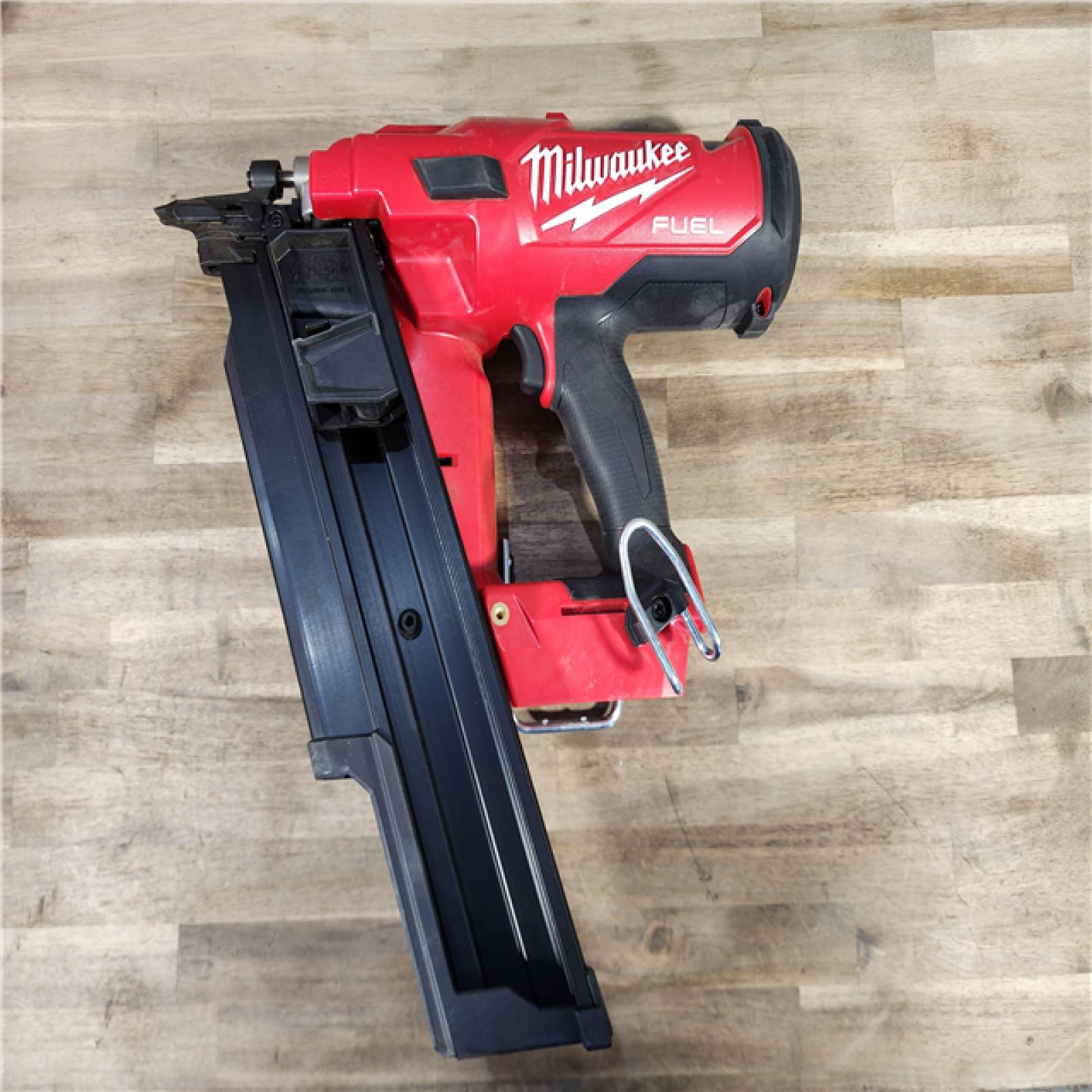 HOUSTON LOCATION - AS-IS Milwaukee 2744-20 M18 FUEL 3-1/2 in. 18-Volt 21-Degree Lithium-Ion Brushless Cordless Framing Nailer (Tool-Only)
