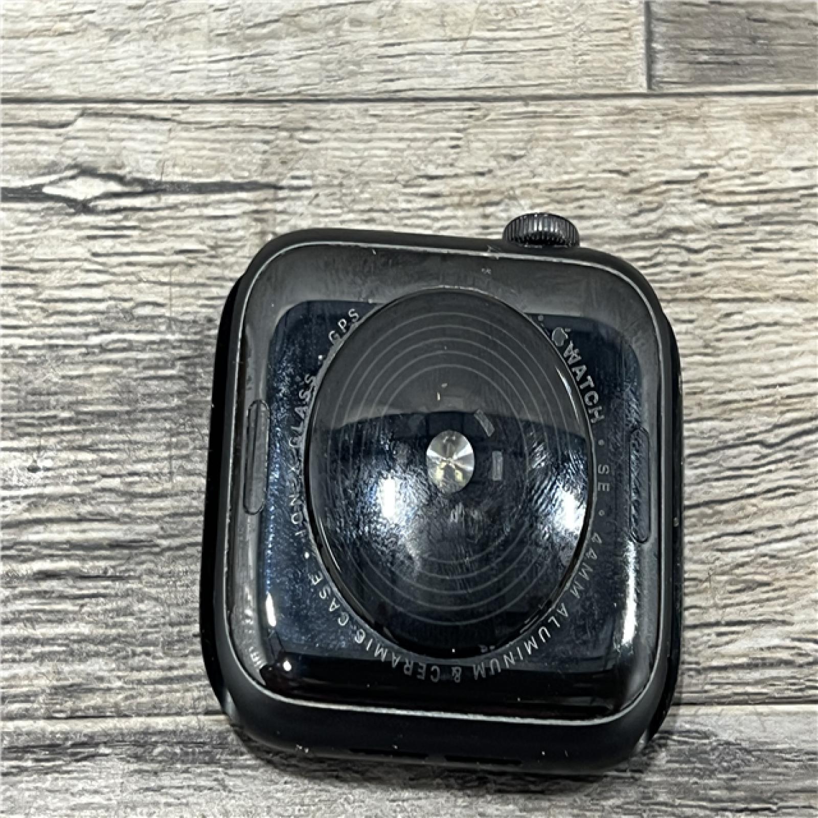 AS-IS Apple Watch SE [GPS 44mm] Midnight Aluminum Case with Midnight Sport Band - WR-50M