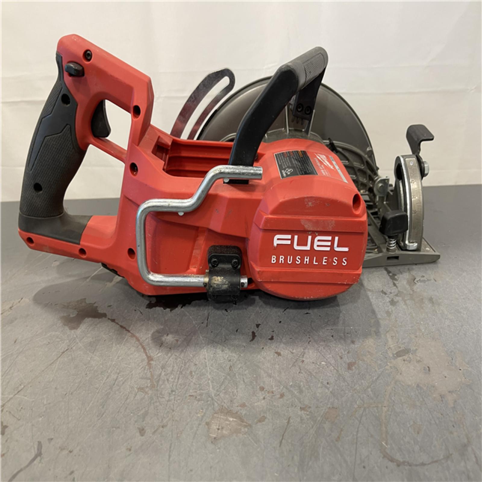 AS-IS - MILWAUKEE M18 FUEL 18V Lithium-Ion Cordless 7-1/4 in. Rear Handle Circular Saw