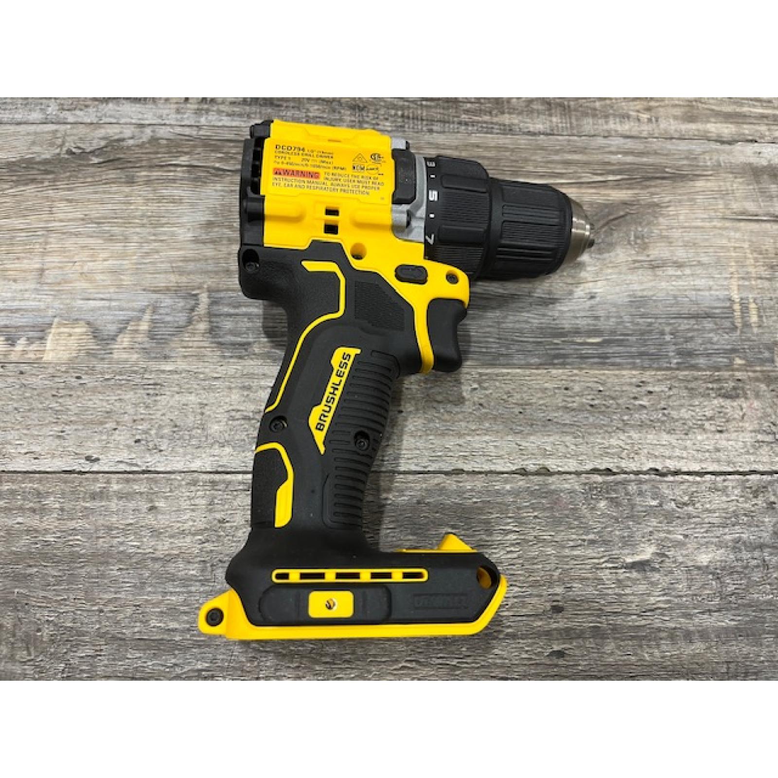 AS-IS DEWALT Atomic 20V Lithium-Ion Cordless Compact 1/2 in. Drill/Driver Kit