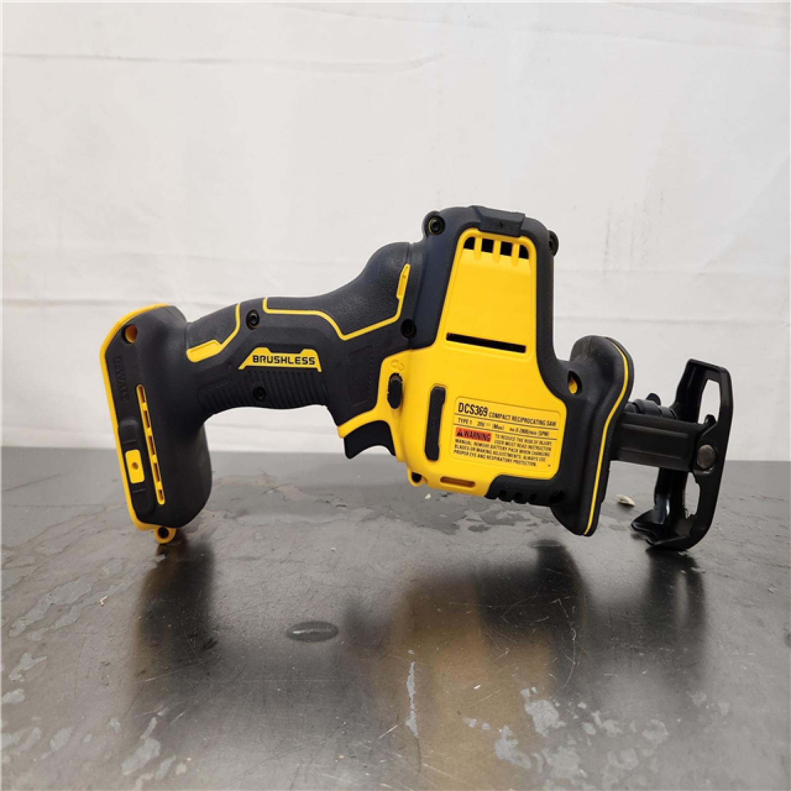 AS-IS- DEWALT ATOMIC 20V MAX Cordless Brushless Compact Reciprocating Saw (Tool Only)