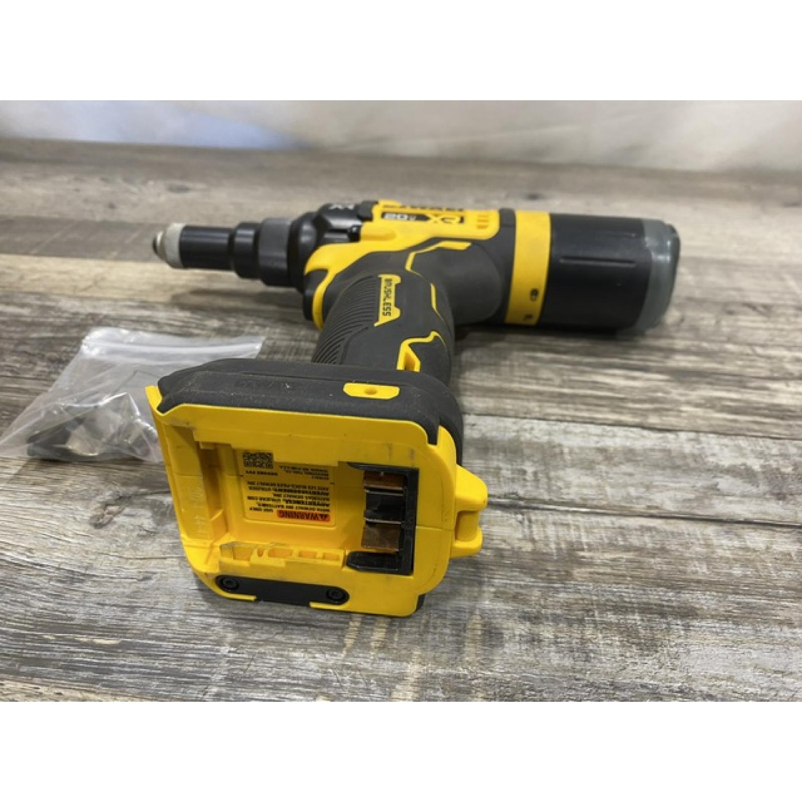 AS-IS DEWALT 20-Volt MAX Cordless 3/16 in. Rivet Tool (Tool-Only)
