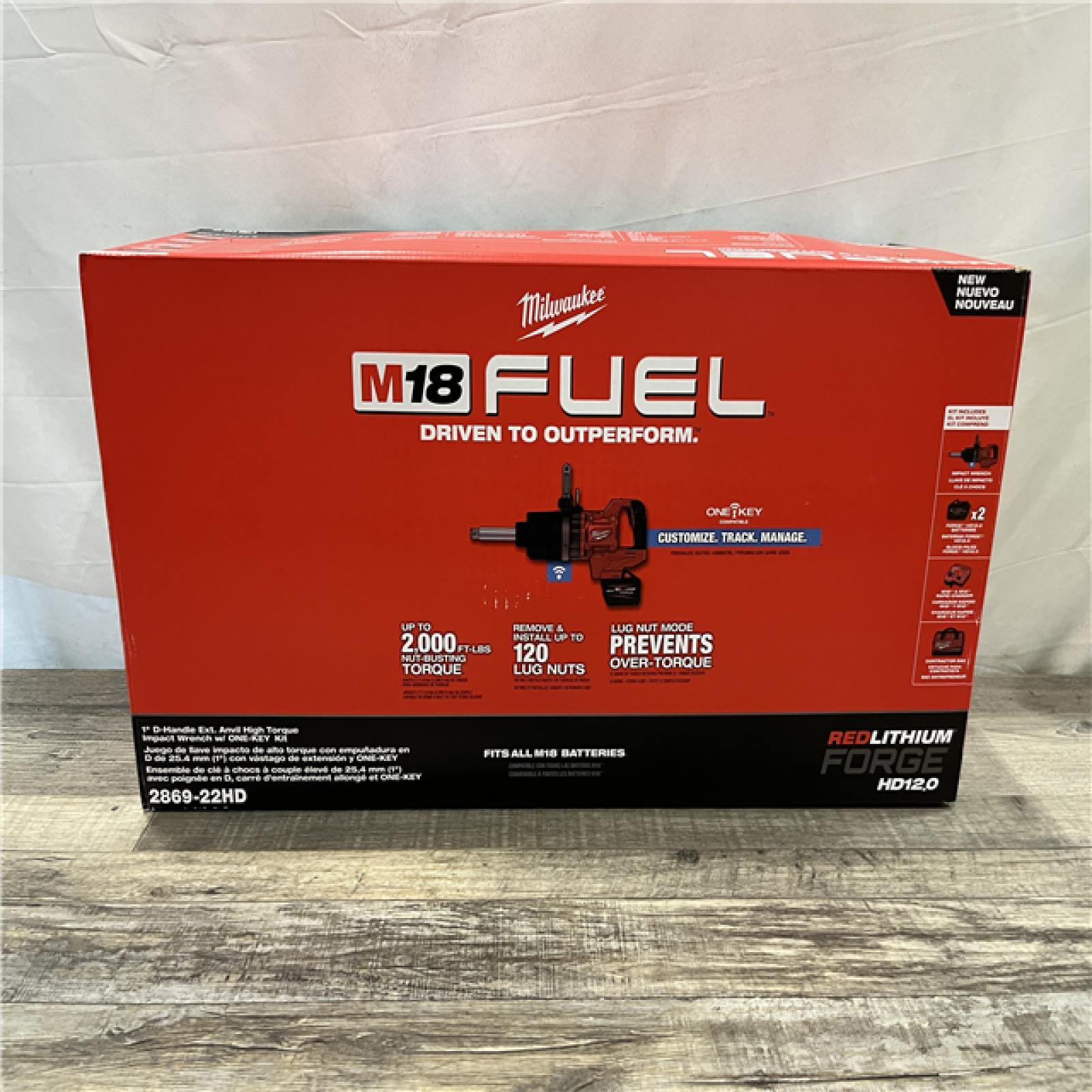 NEW - Milwaukee FUEL 18V Lithium-Ion Brushless Cordless 1 in. Impact Wrench Extended Reach D-Handle Kit