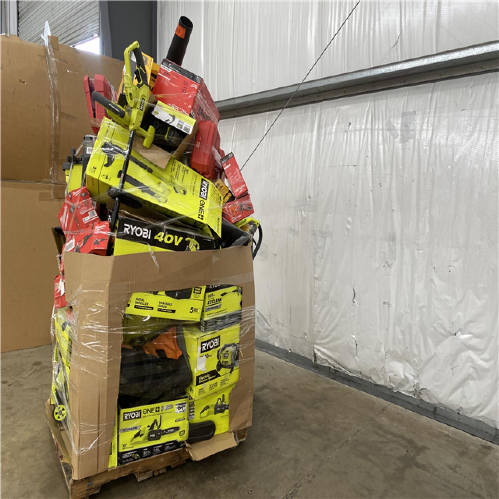 Houston Location AS IS - Tool Pallet