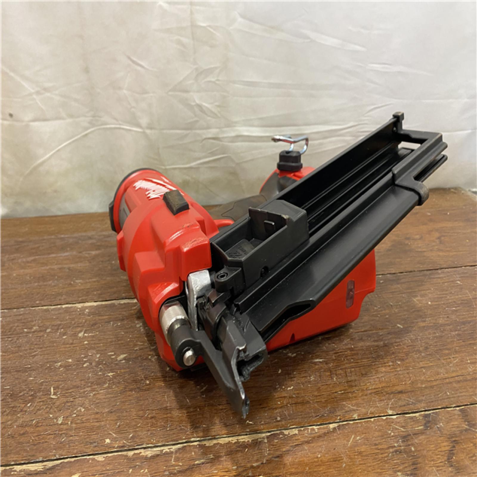 AS-IS Milwaukee 2744-20 M18 FUEL 3-1/2 in. 18-Volt 21-Degree Lithium-Ion Brushless Cordless Framing Nailer (Tool-Only)