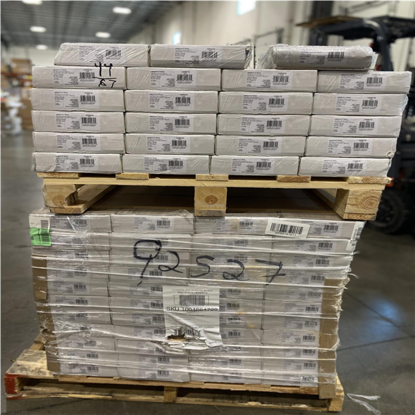 DALLAS LOCATION- TrafficMaster Lakeshore Pecan Stone 7 mm T x 7.6 in. W Laminate Wood Flooring (24.2 sqft/case)PALLET-(67 CASES)