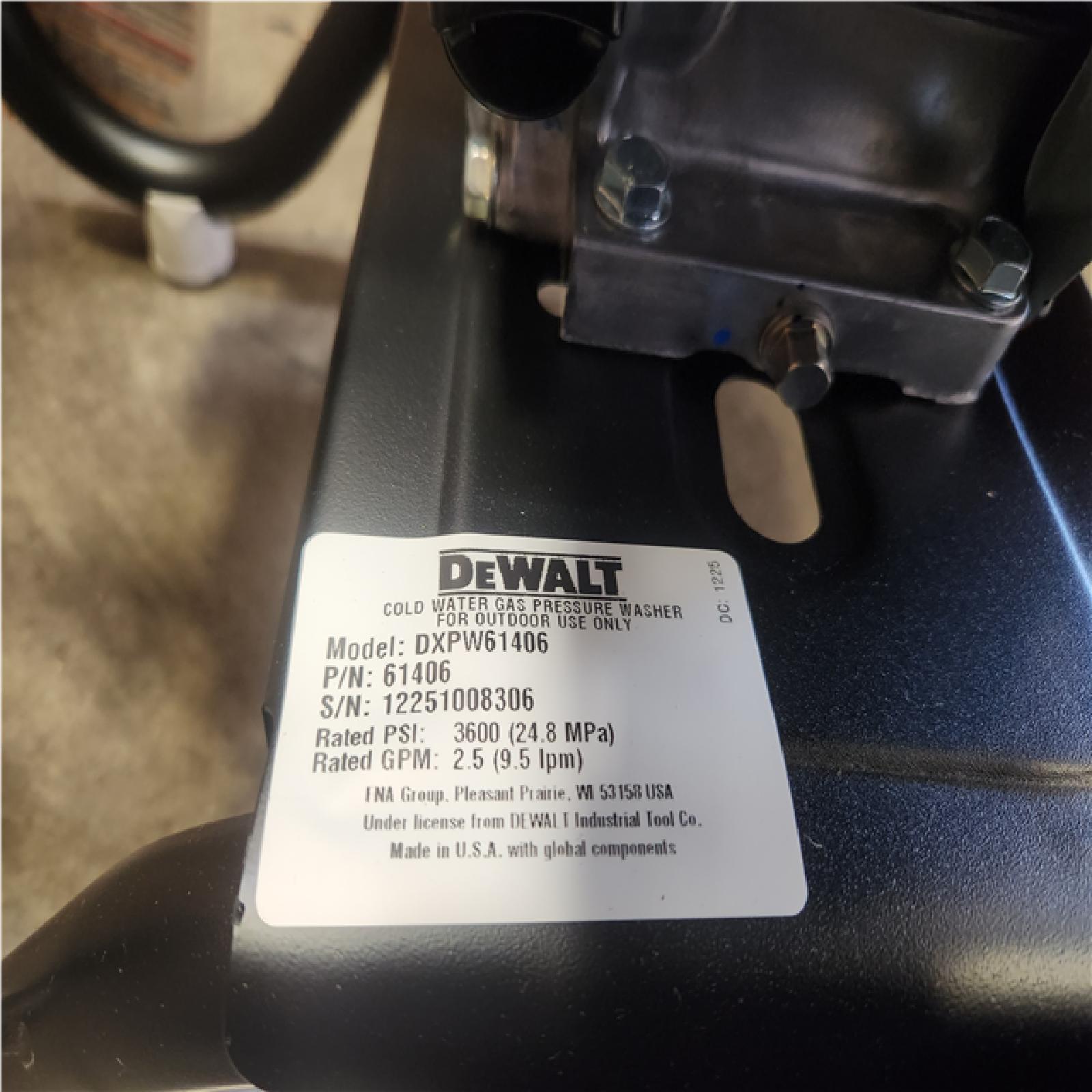 Phoenix LIKE NEW DEWALT 3600 PSI 2.5 GPM Cold Water Gas Professional Pressure Washer with HONDA GX200 Engine