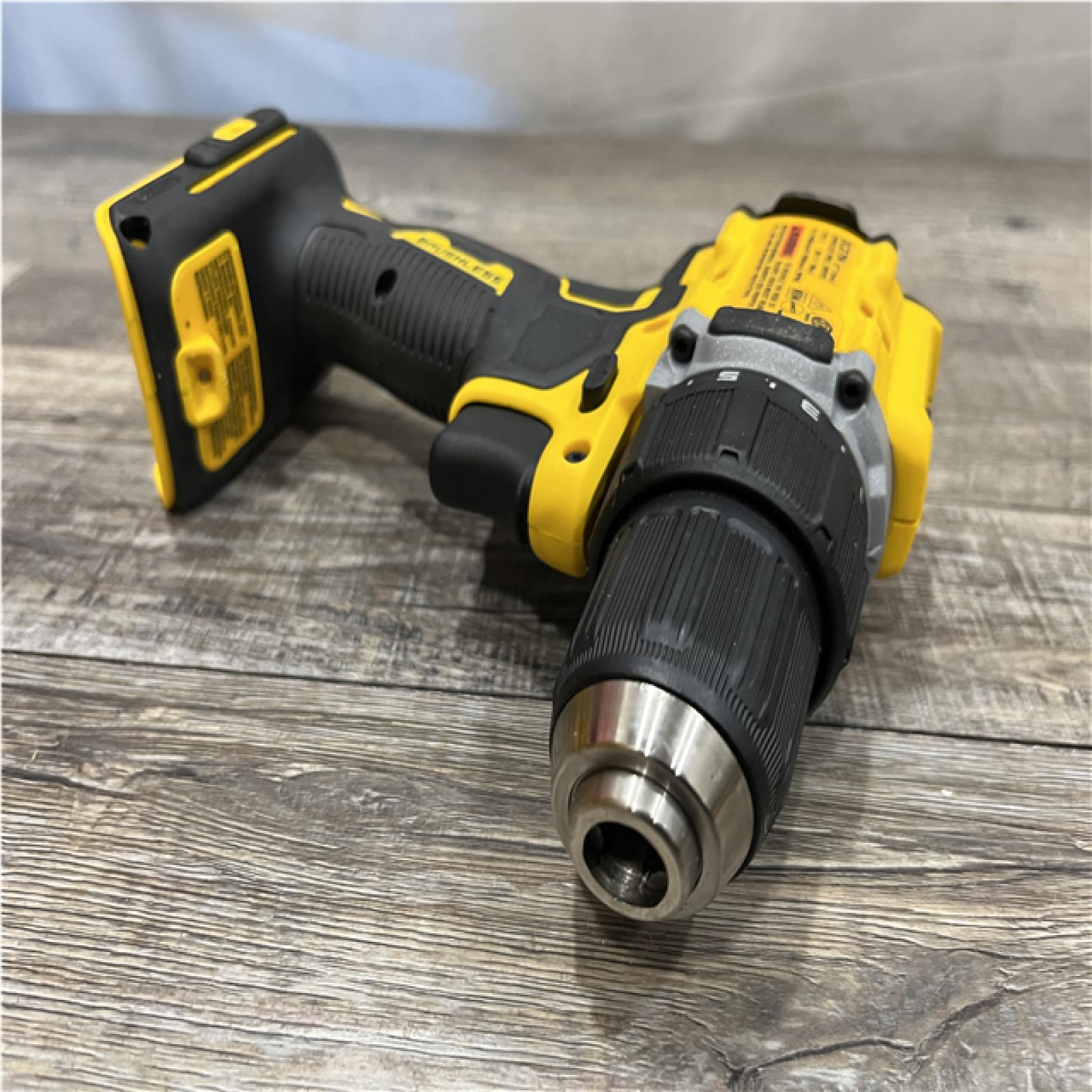 AS-IS DEWALT Atomic 20V Lithium-Ion Cordless Compact 1/2 in. Drill/Driver Kit