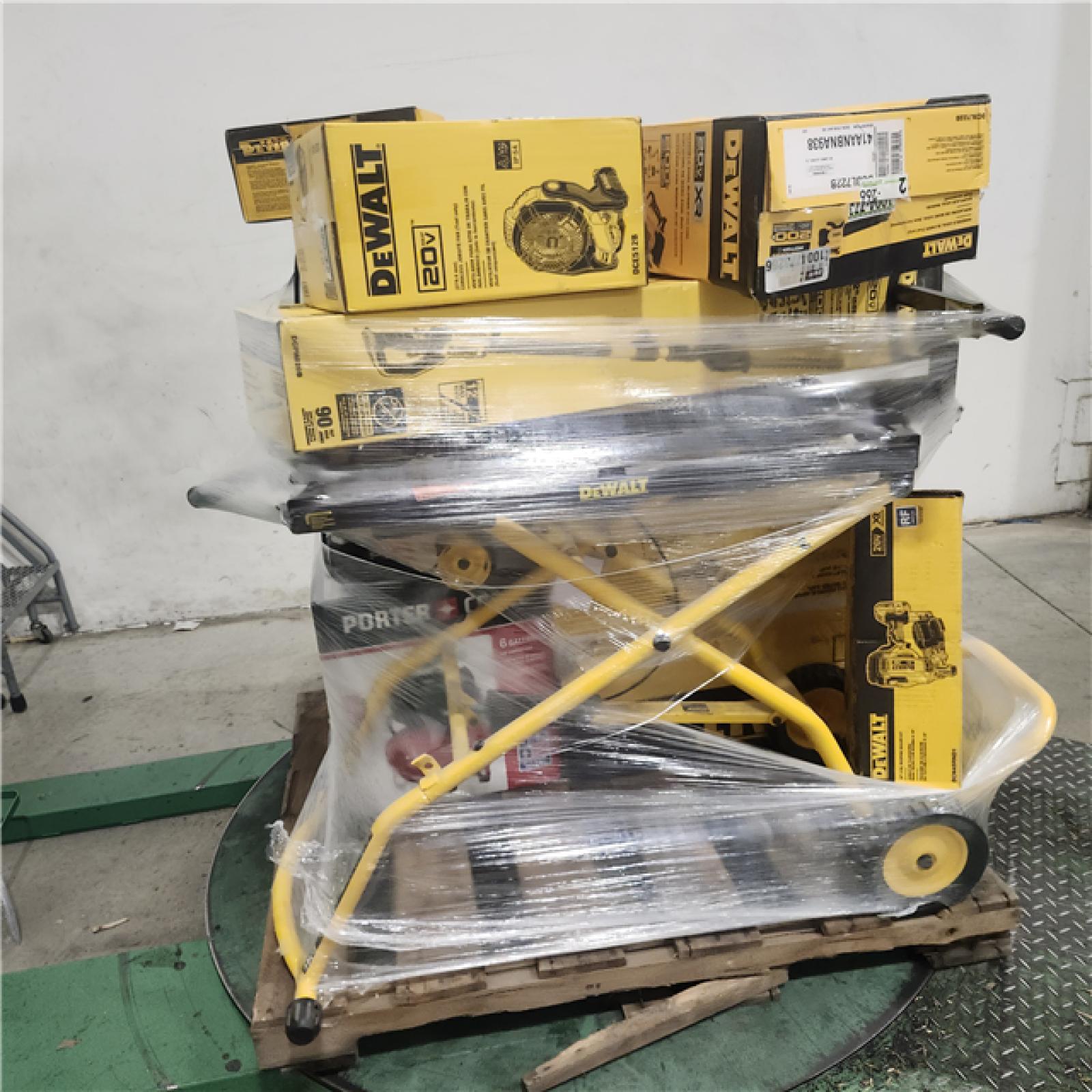 Dallas Location - As-Is DEWALT Tool Pallet