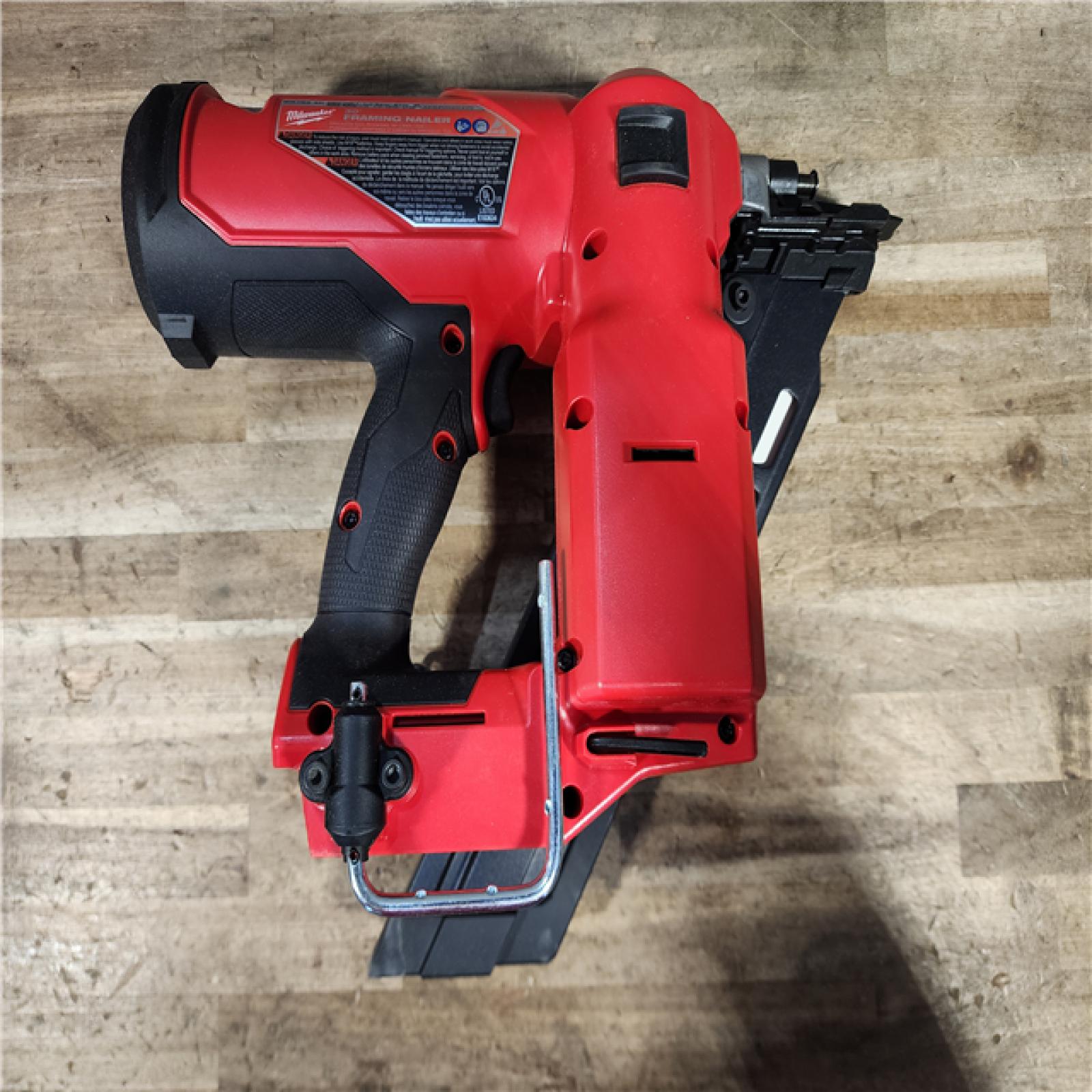 HOUSTON LOCATION - AS-IS (APPEARS LIKE NEW) Milwaukee FUEL 3-1/2 in. 18-Volt 30-Degree Lithium-Ion Brushless Cordless Framing Nailer (Tool-Only)