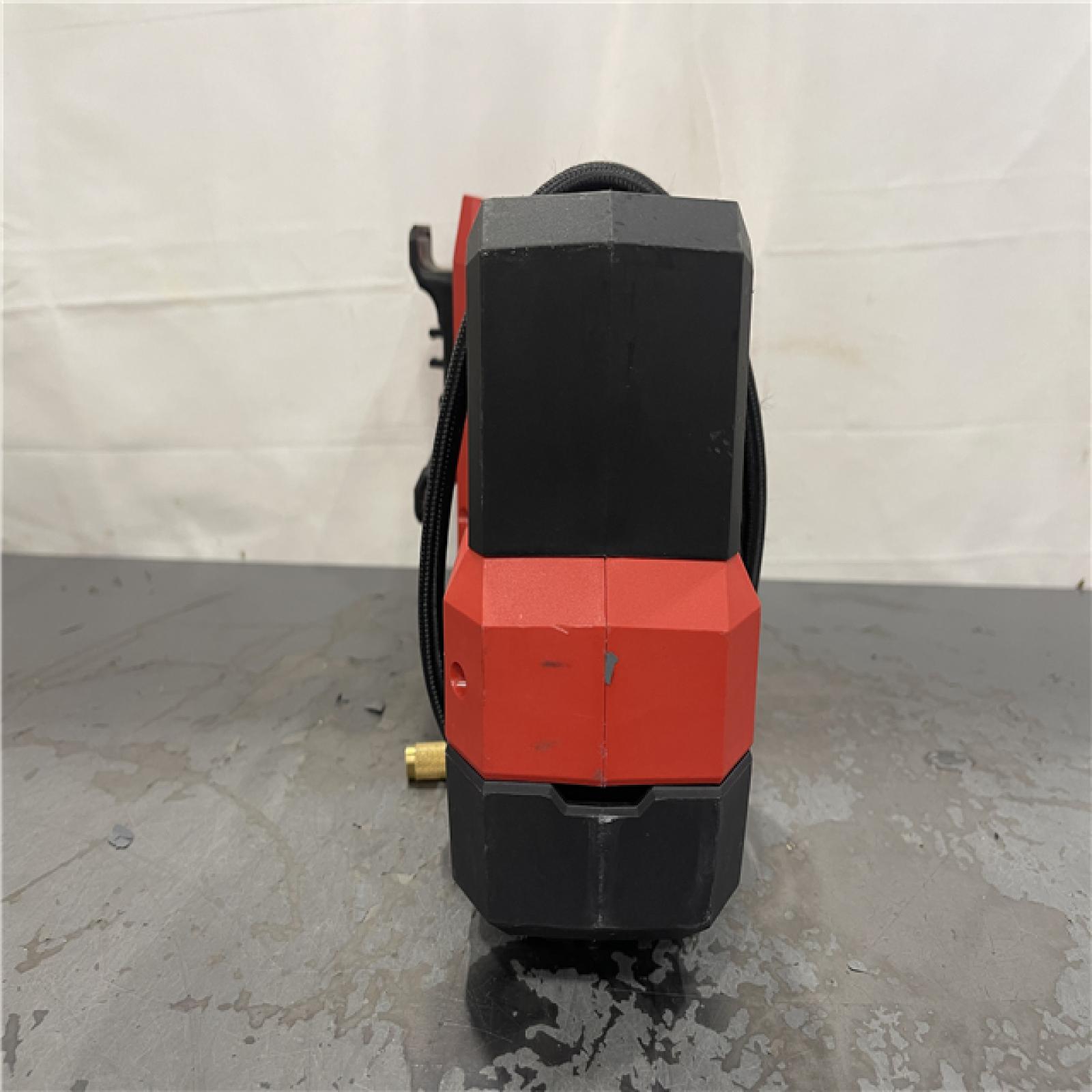 Milwaukee  M18 Cordless Compact Tire Inflator (Tool Only)