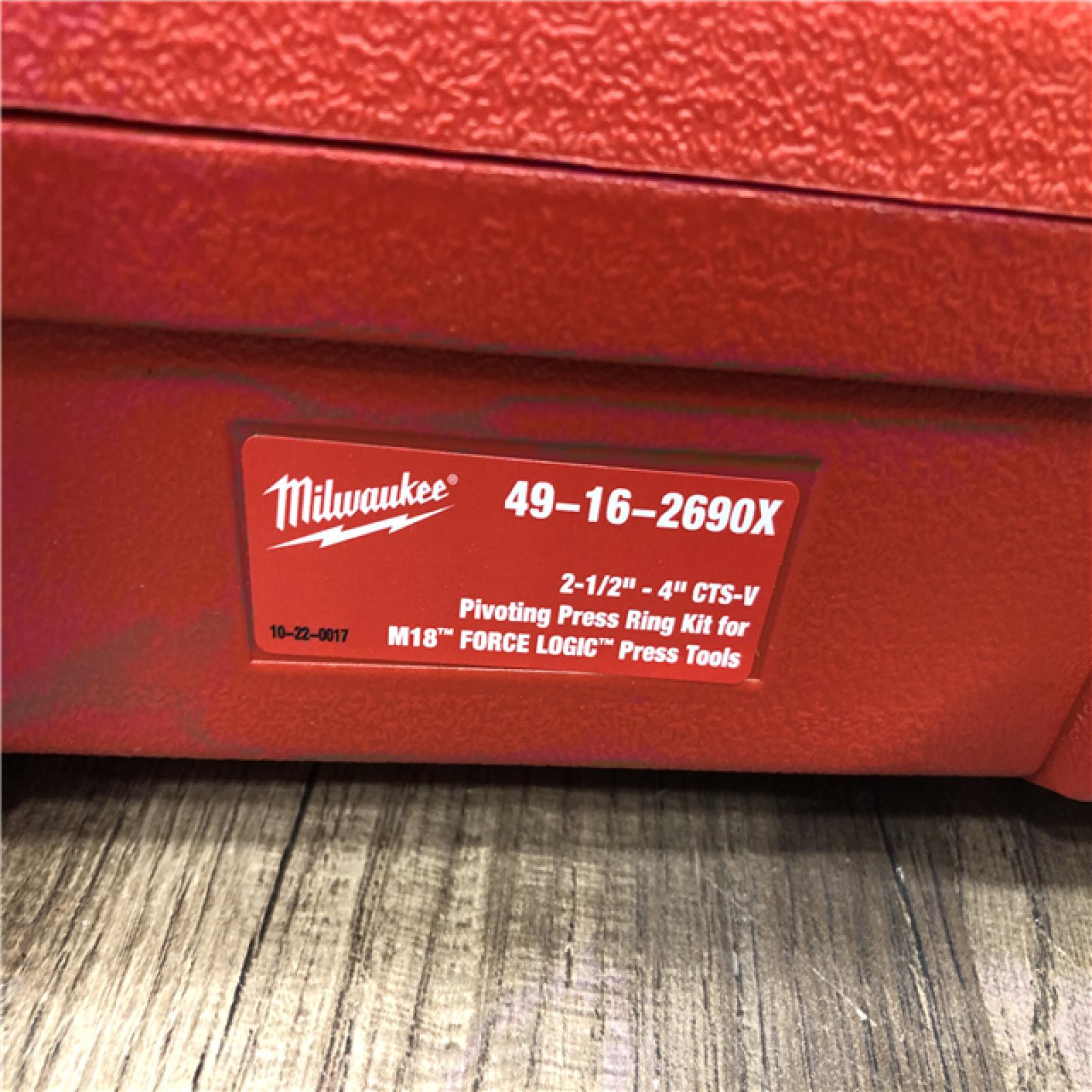 AS-IS Milwaukee 2-1/2 in. - 4 in. CTS-V Pivoting Press Ring Kit