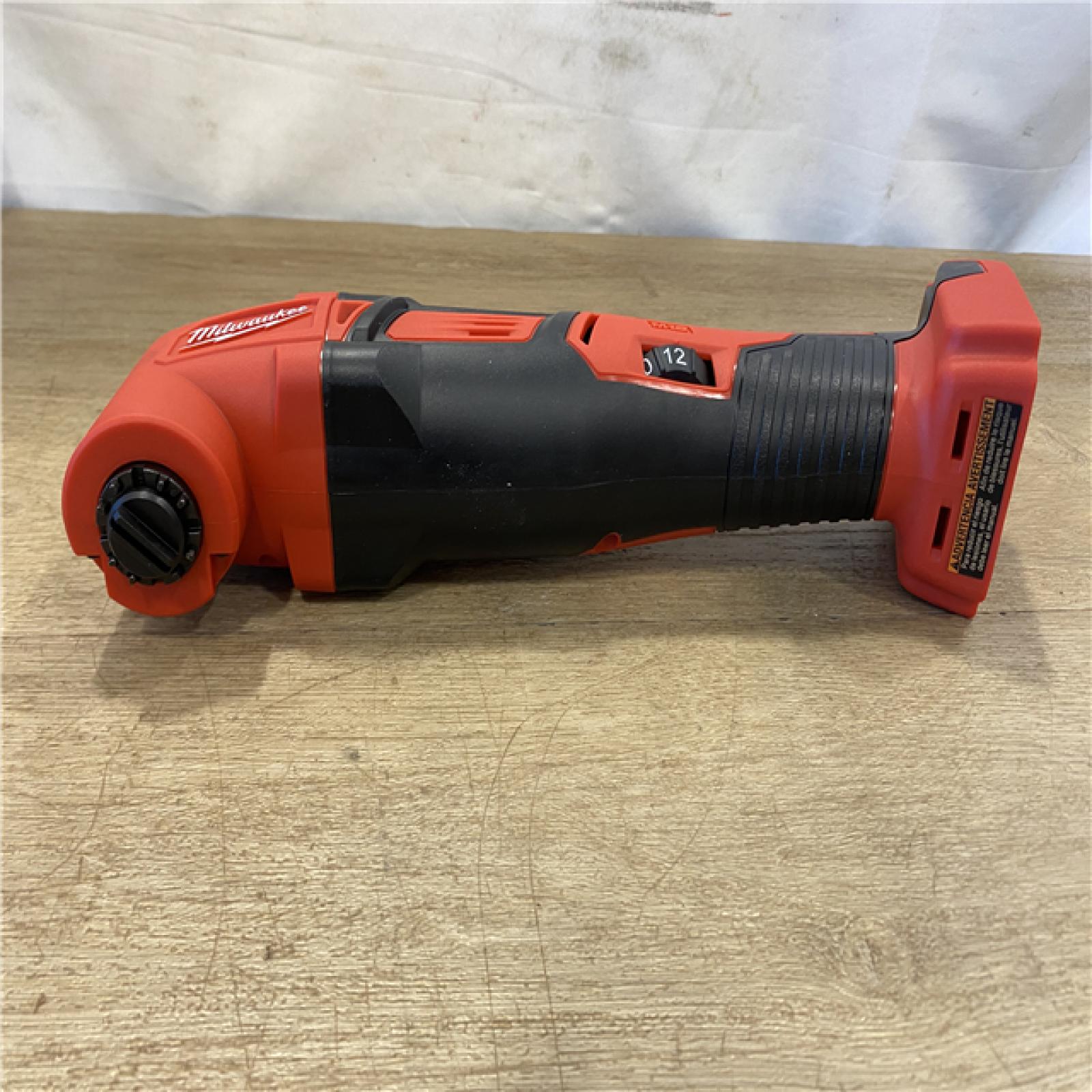 AS-IS Milwaukee 18V Lithium-Ion Cordless Oscillating Multi-Tool (Tool-Only)