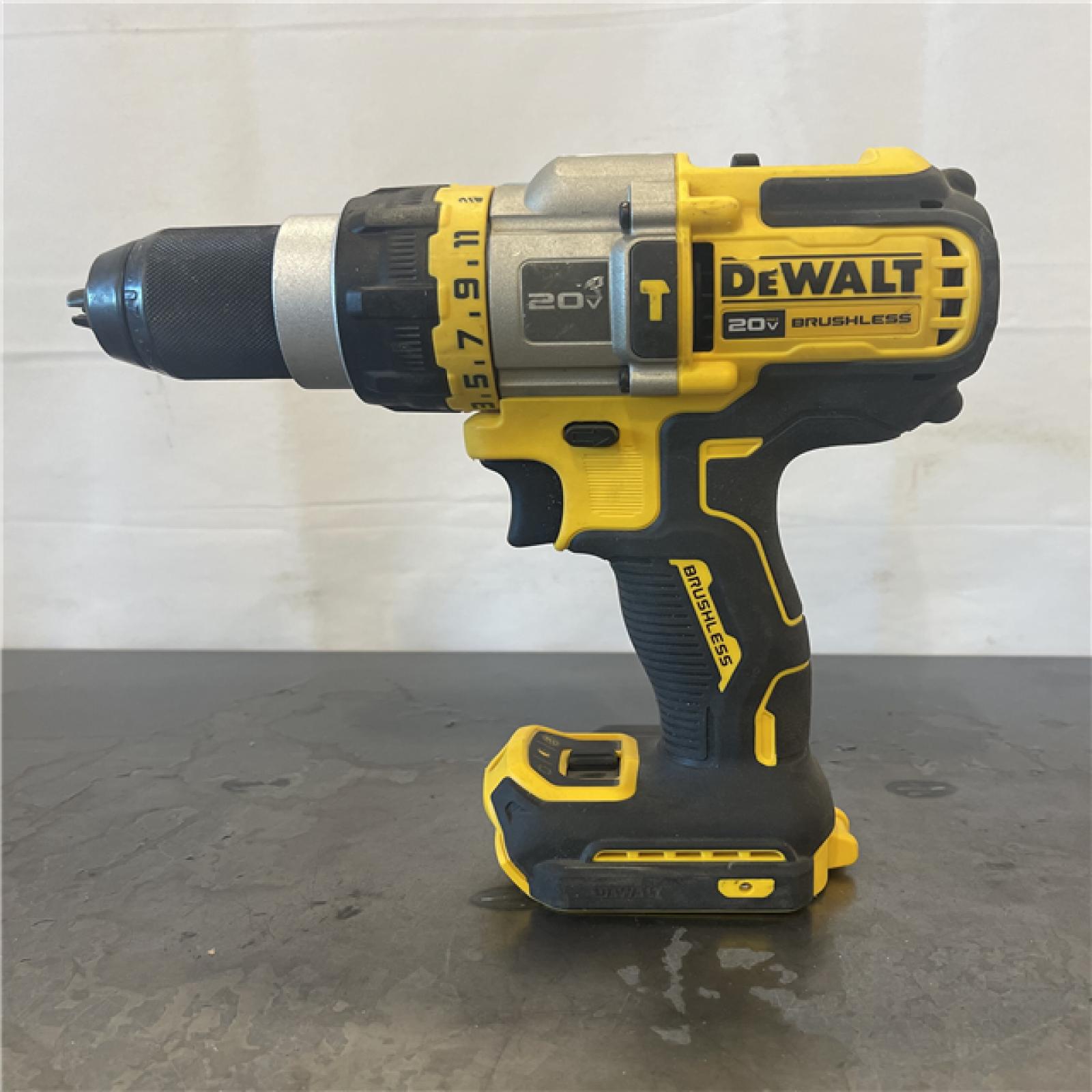 AS-IS- 20V MAX Brushless Cordless 1/2 in. Hammer Drill/Driver with FLEXVOLT ADVANTAGE (Tool Only)