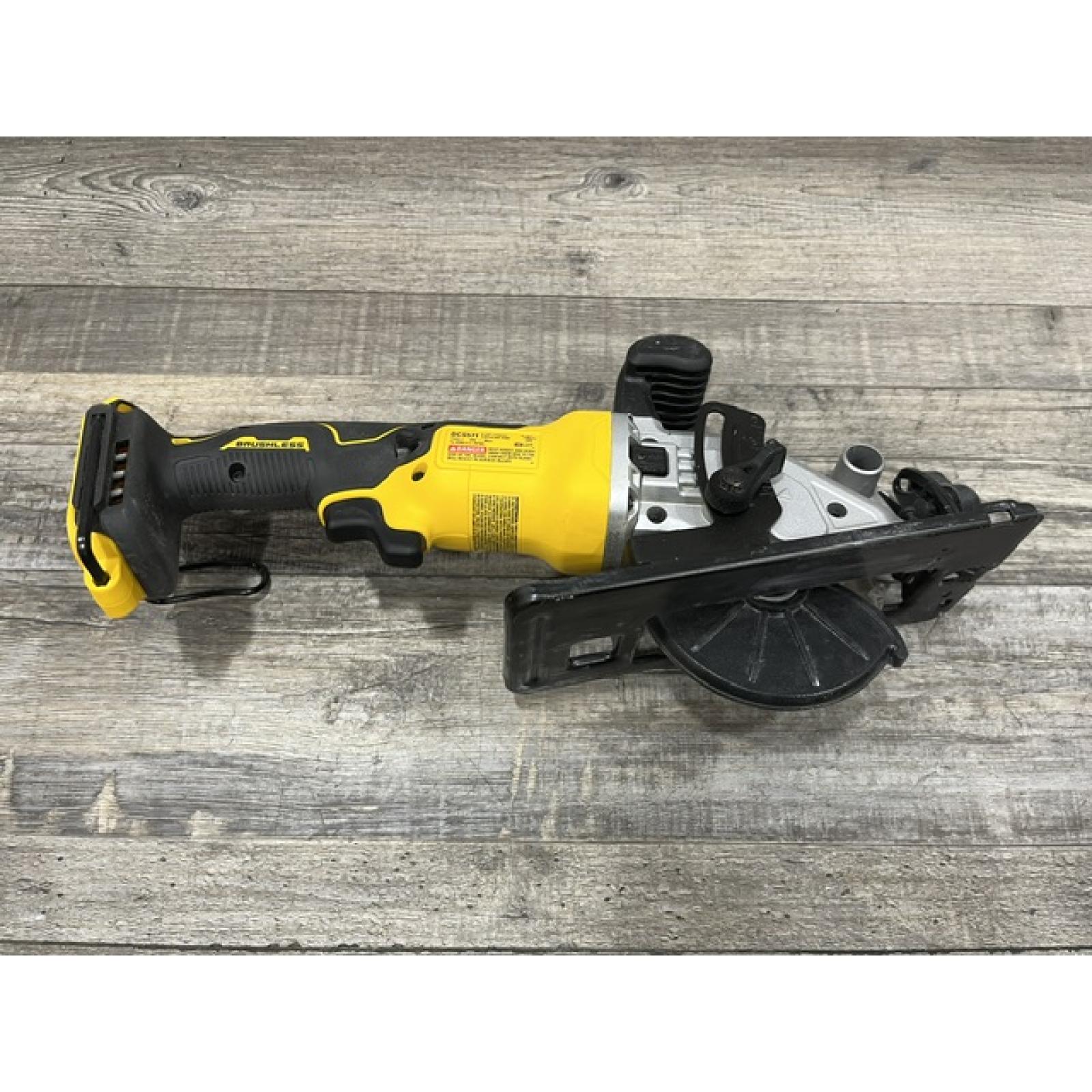 AS-IS DEWALT ATOMIC 20V MAX Cordless Brushless 4-1/2 in. Circular Saw (Tool Only)