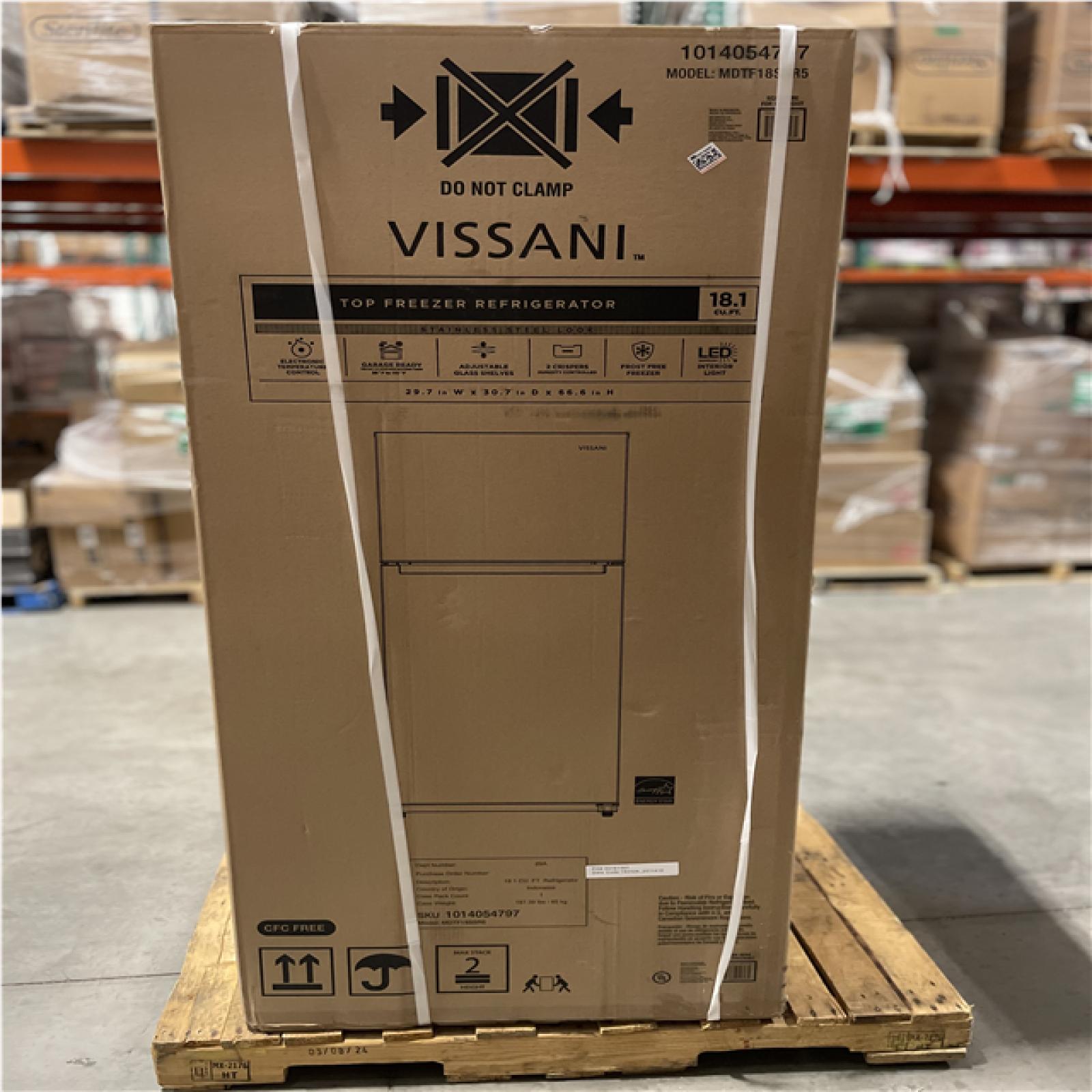 DALLAS LOCATION - AS-IS VISSANI 18.1 cu. ft. Top Freezer Refrigerator in Fingerprint Resistant Stainless Steel