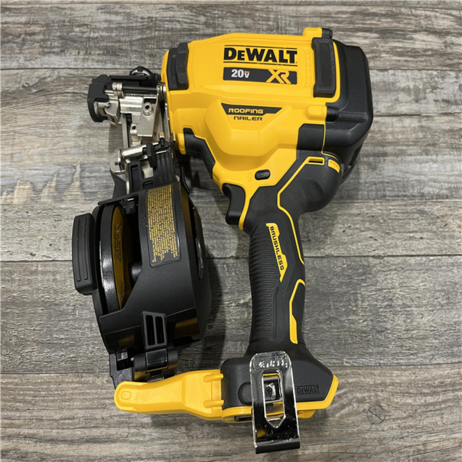 AS-IS DEWALT 20V MAX Lithium-Ion 15-Degree Electric Cordless Roofing Nailer Kit