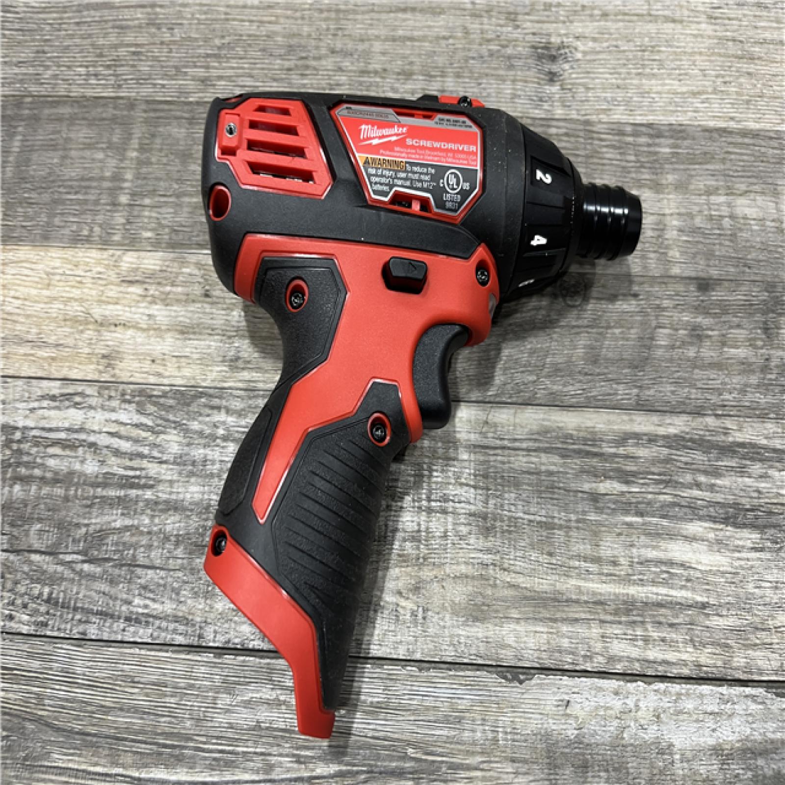 AS-IS Milwaukee 12V Lithium-Ion Cordless 1/4 in. Hex Screwdriver Kit