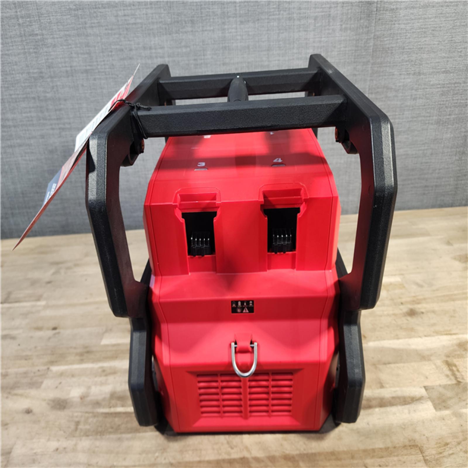 HOUSTON LOCATION - AS-IS Milwaukee M18 Cordless 3600-Watt/1800-Watt Battery Powered Power Supply (Tool Only)