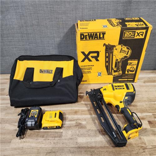 HOUSTON LOCATION - AS-IS DEWALT 20V MAX XR 16-Gauge Electric Cordless Angled Finishing Nailer Kit