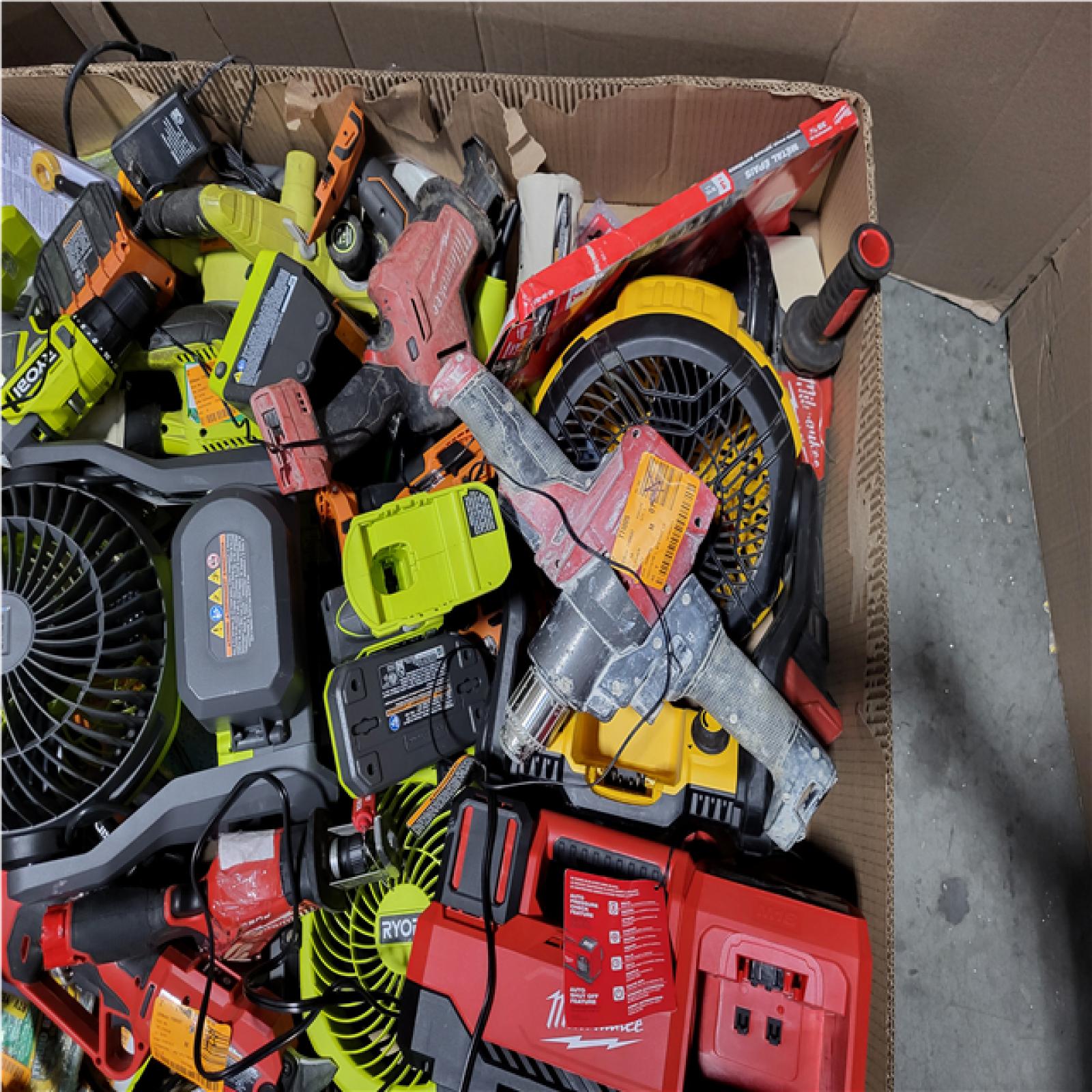 CALIFORNIA AS-IS TOOL PALLET