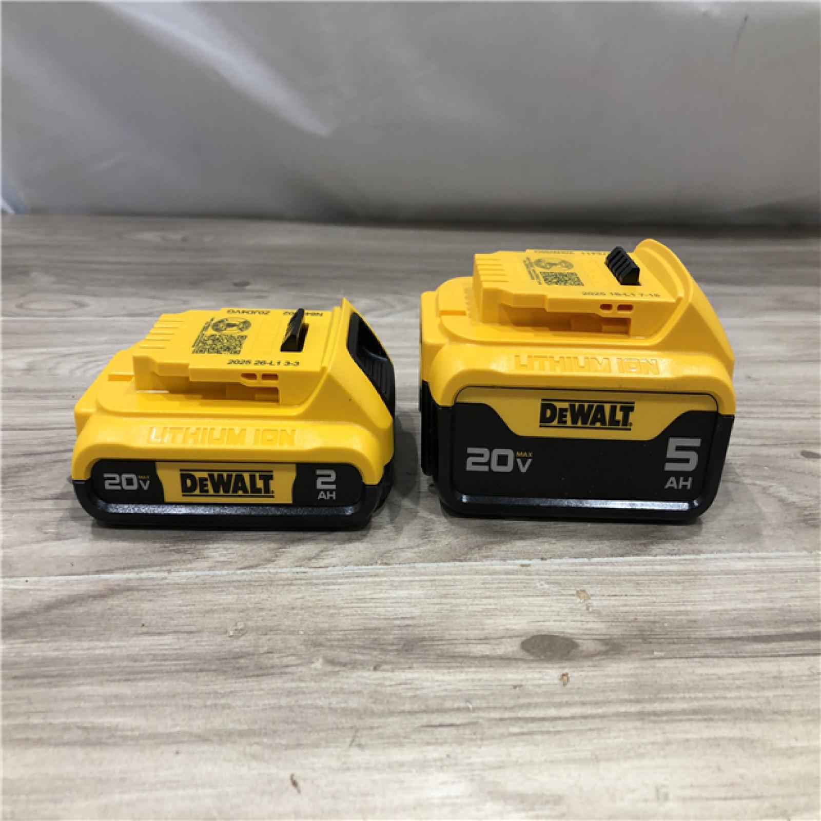 AS-IS DEWALT 20V MAX Lithium-Ion Battery Kit