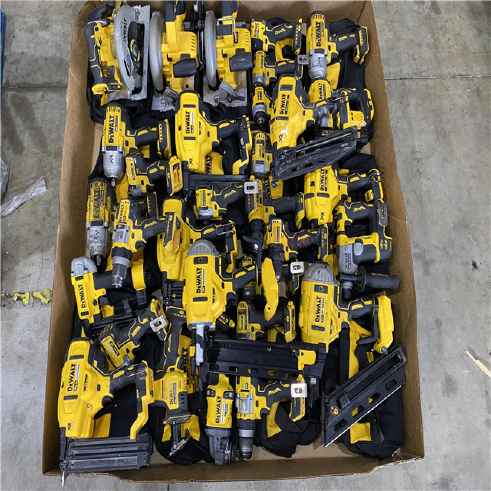 Houston Location AS IS - Tool Pallet