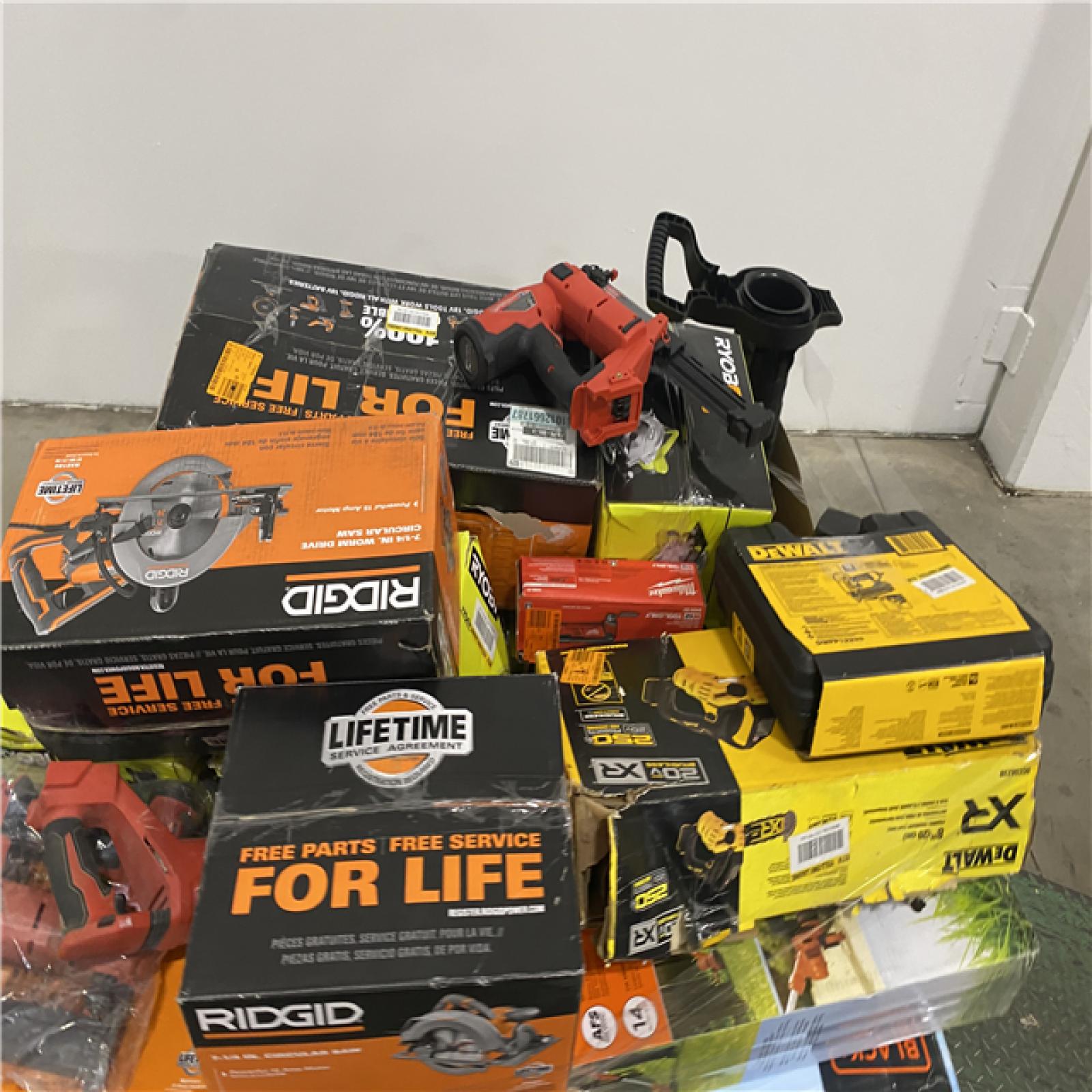 Dallas Location - As-Is Tool Pallet