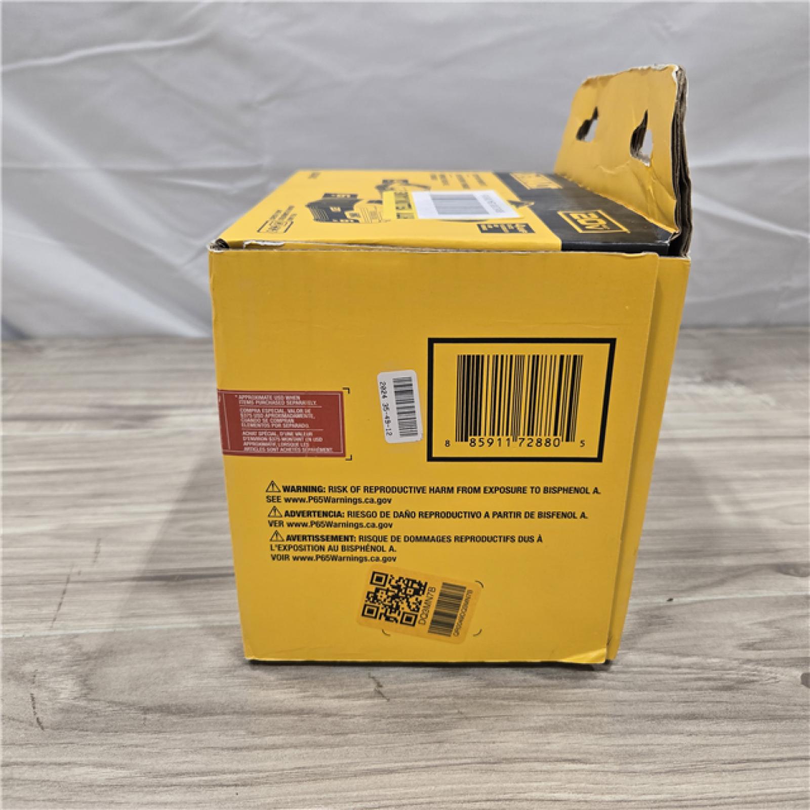 NEW! - DEWALT 20V MAX Lithium-Ion 6.0Ah and 4.0Ah Battery and Charger Starter Kit